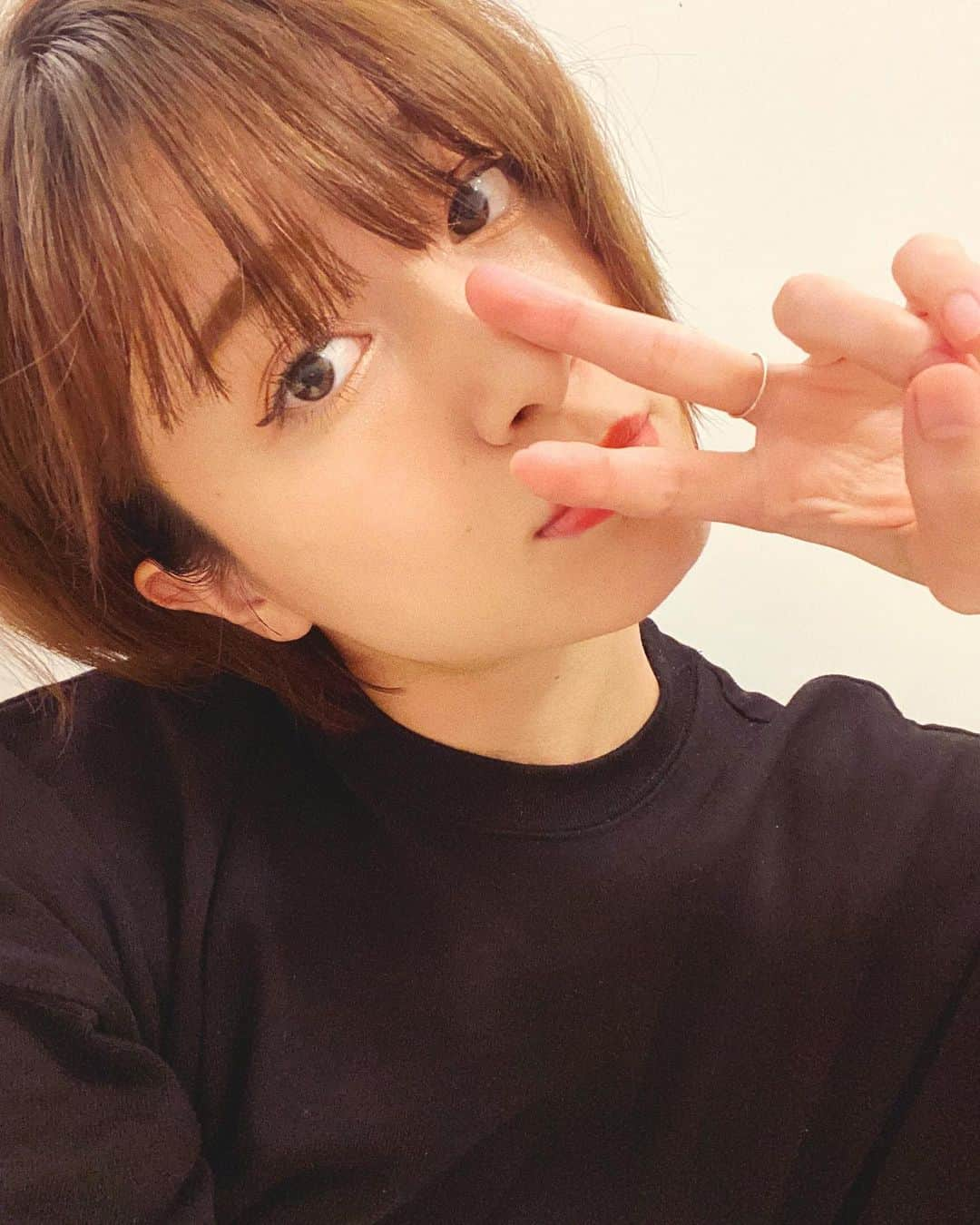 岡田ロビン翔子さんのインスタグラム写真 - (岡田ロビン翔子Instagram)「どちらかというと垂れ目なのでたまにはハネあげて気分転換　！」11月24日 14時40分 - i_am_robin0315