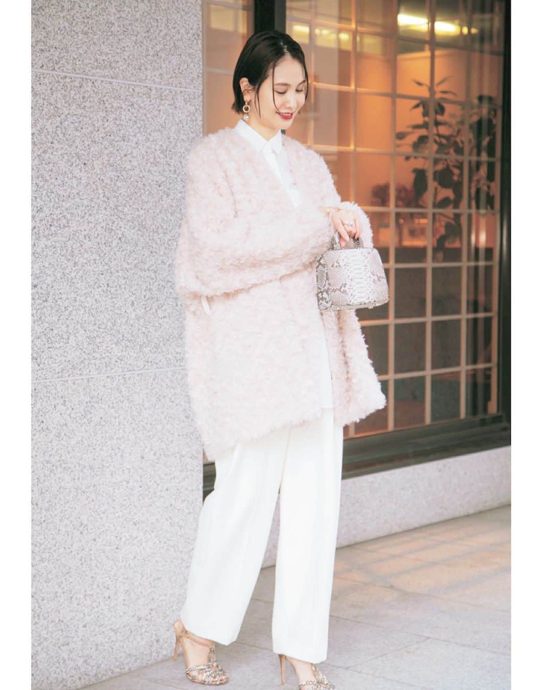 のインスタグラム：「@androsy_tkj 1月号 ON-OFF MAKE  #androsy #onoffmake #aewenmatoph #イウエンマトフ #preek」