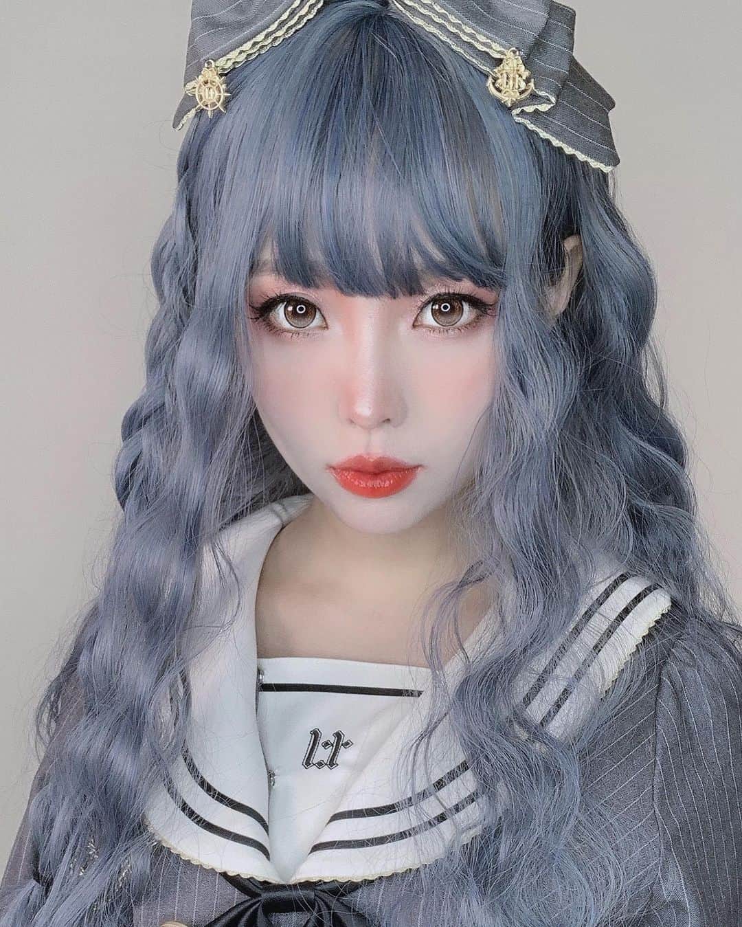 Elyさんのインスタグラム写真 - (ElyInstagram)「Gray blue 試着❄️ #elycosplay #blessed #dailyely #elydaily #losttree #lolitafashion #makeup」11月24日 16時39分 - eeelyeee