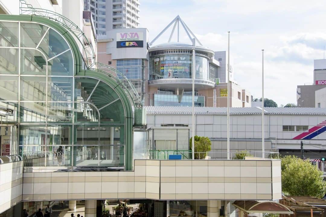 のインスタグラム：「「聖蹟桜ヶ丘駅 / Seisekisakuragaoka（多摩市関戸）/ (2019.10.23撮影)」最寄駅：聖蹟桜ヶ丘駅 　#聖蹟桜ヶ丘　#多摩市　#関戸　#さくら通り　# Seisekisakuragaoka　#Hino_city　 #beautifuldestinations #tokyotrip #tokyotravel #passionpassport #tokyojapan #instatokyo #loves_nippon #phos_japan #bestjapanpics #cooljapan #japan_of_insta #discovertokyo #photo_jpn #東京観光 #東京旅行 #illgrammers #景色 #お出かけ #東京 #Tokyo #东京 #도쿄 #tokyogood」