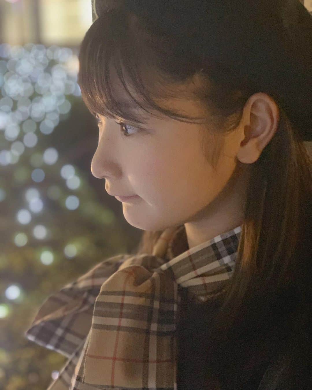 藤園麗さんのインスタグラム写真 - (藤園麗Instagram)「冬のイルミネーションは綺麗✨ 彼女感っぽいかな？ 私の隣空いてるよ。  #彼女感 #イルミネーション」11月24日 22時28分 - reifujizono_official