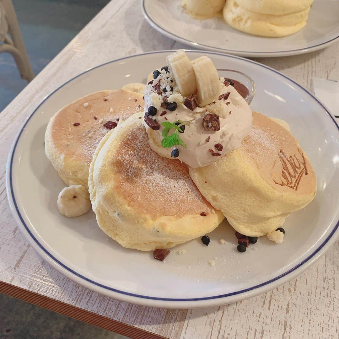 北野瑠華さんのインスタグラム写真 - (北野瑠華Instagram)「基本的に食べるの遅い私ですが 美味しいパンケーキに関しては 3分で食べられます。これホント。 #パンケーキ #ふわふわパンケーキ  #カフェ #名古屋カフェ #elk  #pancakes #sweet #instasweet」11月24日 18時10分 - rukakitano0525