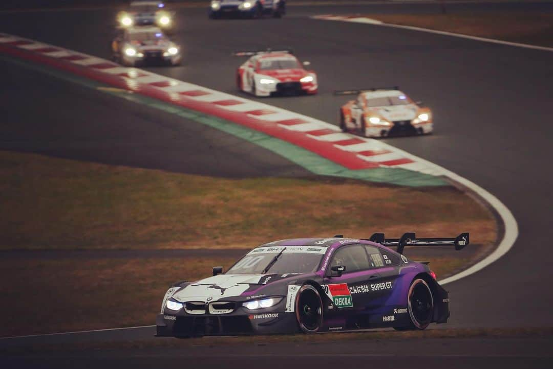 小林可夢偉さんのインスタグラム写真 - (小林可夢偉Instagram)「Finished P5 DTM superGT dream race @fujispeedway absolutely it was mega race. First time jump in to #bmwm4dtm this week and enjoy a lot also working with  #teamrbm was amazing experience. Thanks a lot for good memory.」11月24日 18時41分 - kamuikobayashi