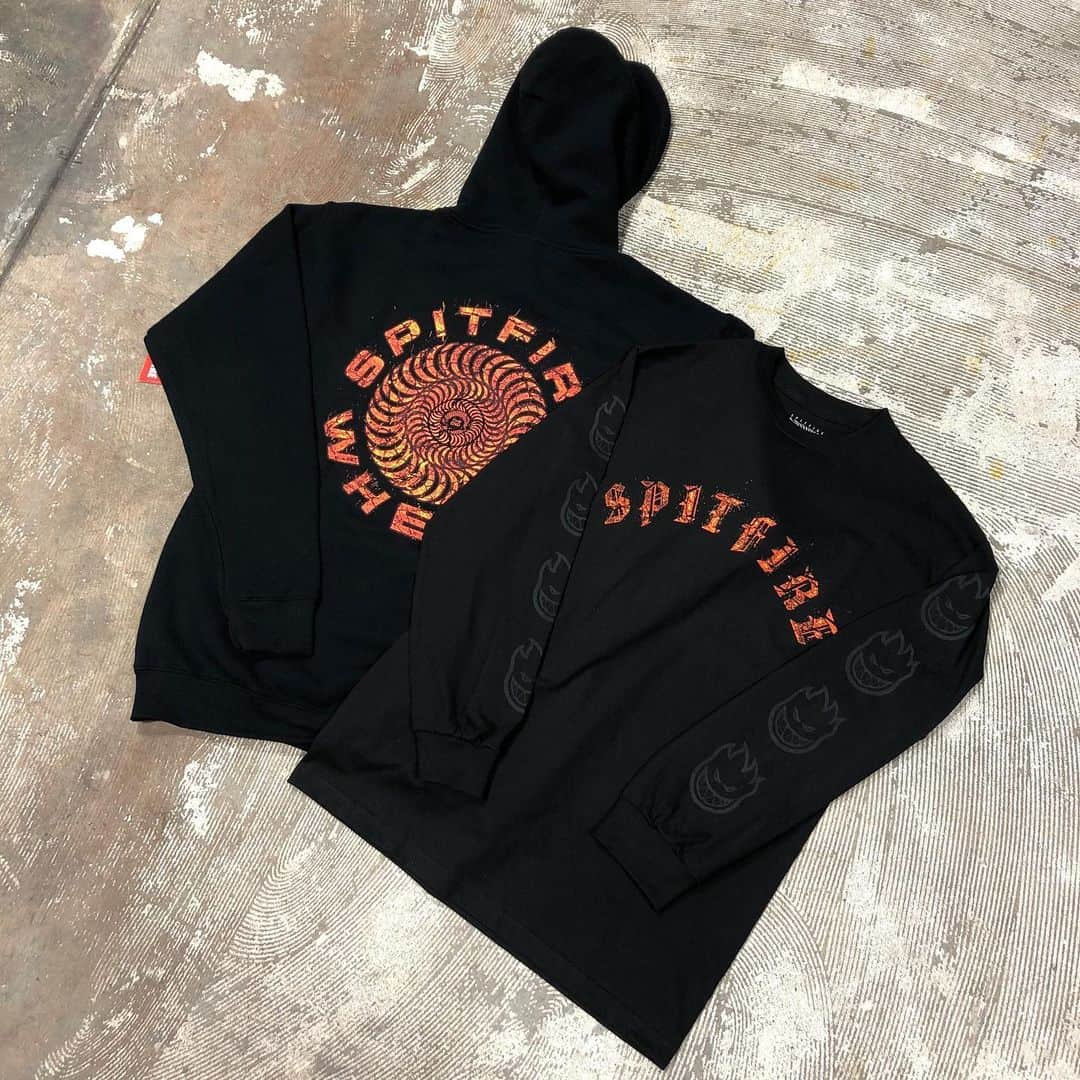 スケートボードのカリフォルニアストリートさんのインスタグラム写真 - (スケートボードのカリフォルニアストリートInstagram)「. 🔥SPITFIRE🔥  NEW APPAREL❗️ #spitfirewheels #skateboard #skateboarding #skater #カリフォルニアストリート #カリスト #スケートボード #スケボー #スケーター #californiastreet #calst」11月24日 18時44分 - california_street