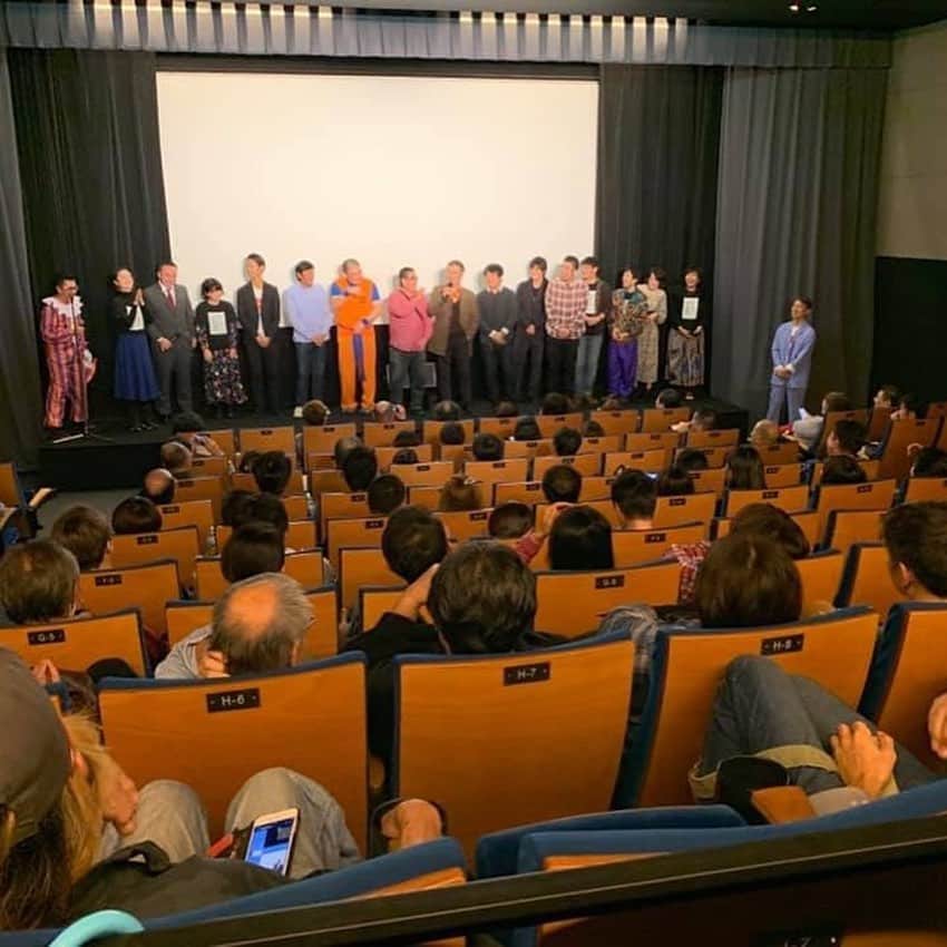 相馬有紀実のインスタグラム：「【お口の濃い人1日目】 昨日は無事に映画初日むかえました❤️ とてもお客さんの反応がドキドキでこっそりチケット買って見ましたが、笑い声があって嬉しかったです(*´꒳`*) そしてたくさんの方々に見てもらえて、幸せでした！ 作品は見てもらってこそ❤️ これから上映続きますのでよろしくお願いしますっ(*´꒳`*)」