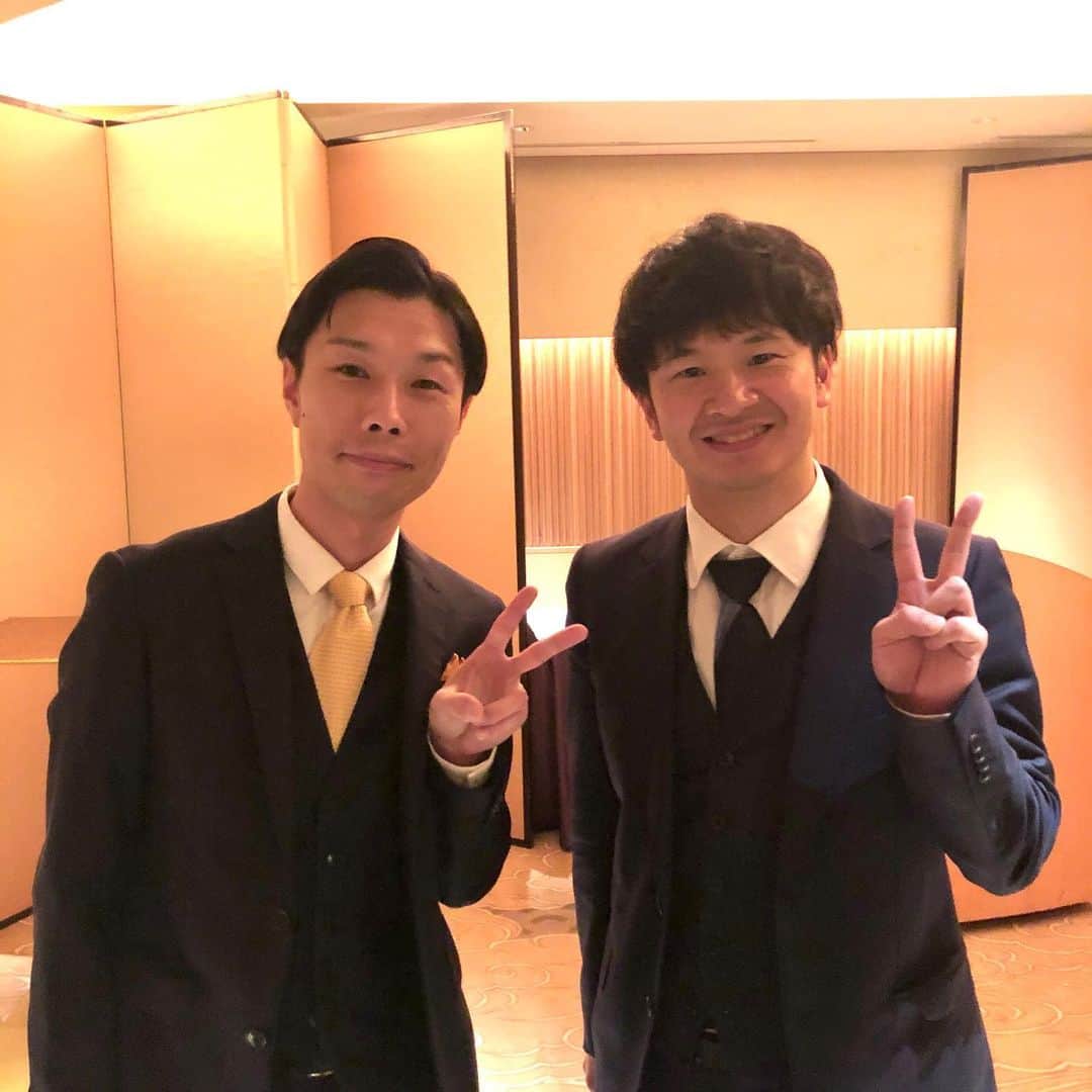 岩井勇気のインスタグラム：「若林さんおめでとうございます。  #オードリー #若林正恭」