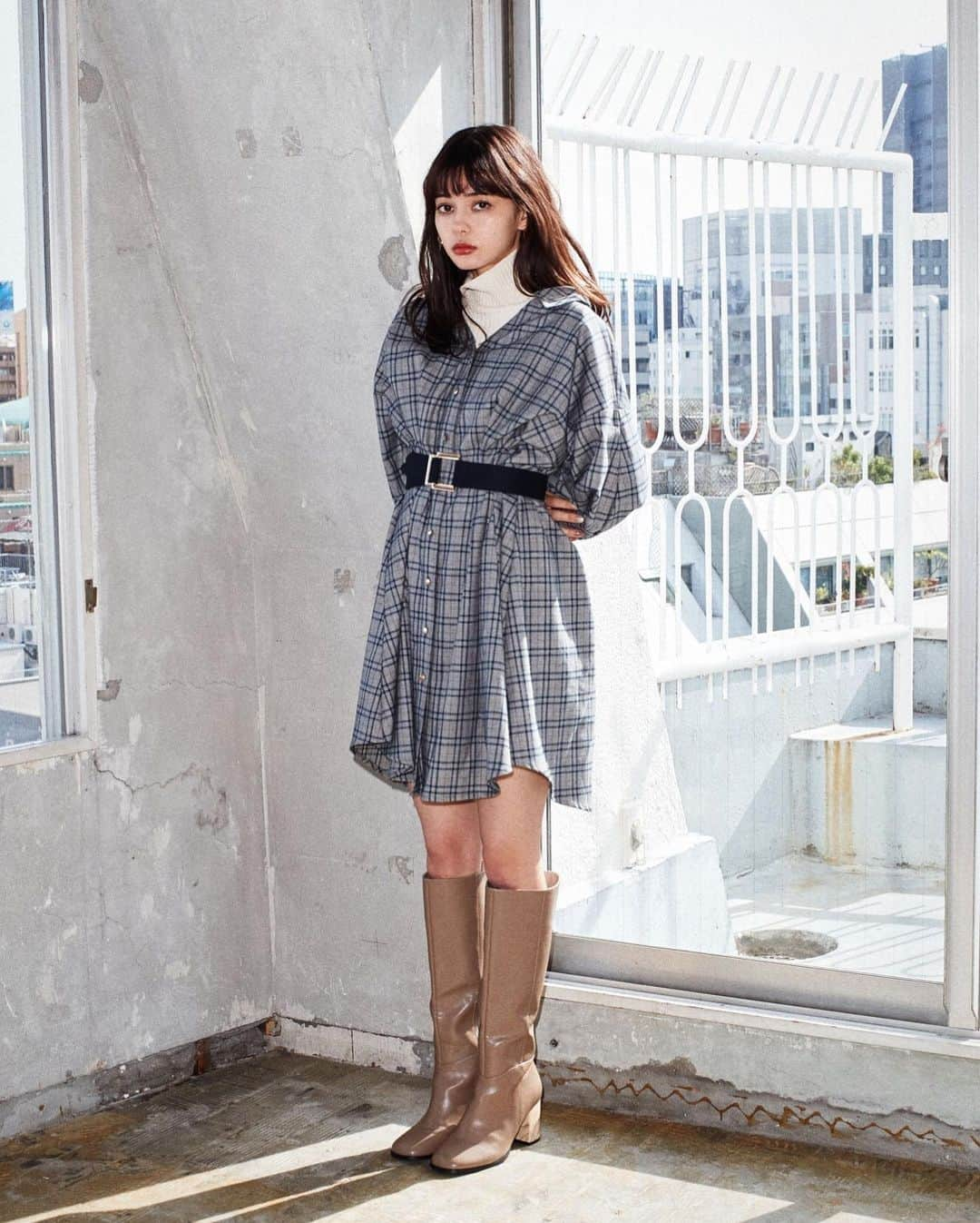 REDYAZELさんのインスタグラム写真 - (REDYAZELInstagram)「NEW IN﻿ ——————————————﻿——﻿ •CHECK SHIRT ONE-PIECE﻿ COLOR : L.GRAY / BEIGE / GRAY ¥8,990+tax﻿﻿ ﻿ 大人気の無地ベルトチェックシャツワンピ が冬素材にアップデートしました。——————————————﻿——﻿ #REDYAZEL #レディアゼル」11月24日 19時36分 - redyazel