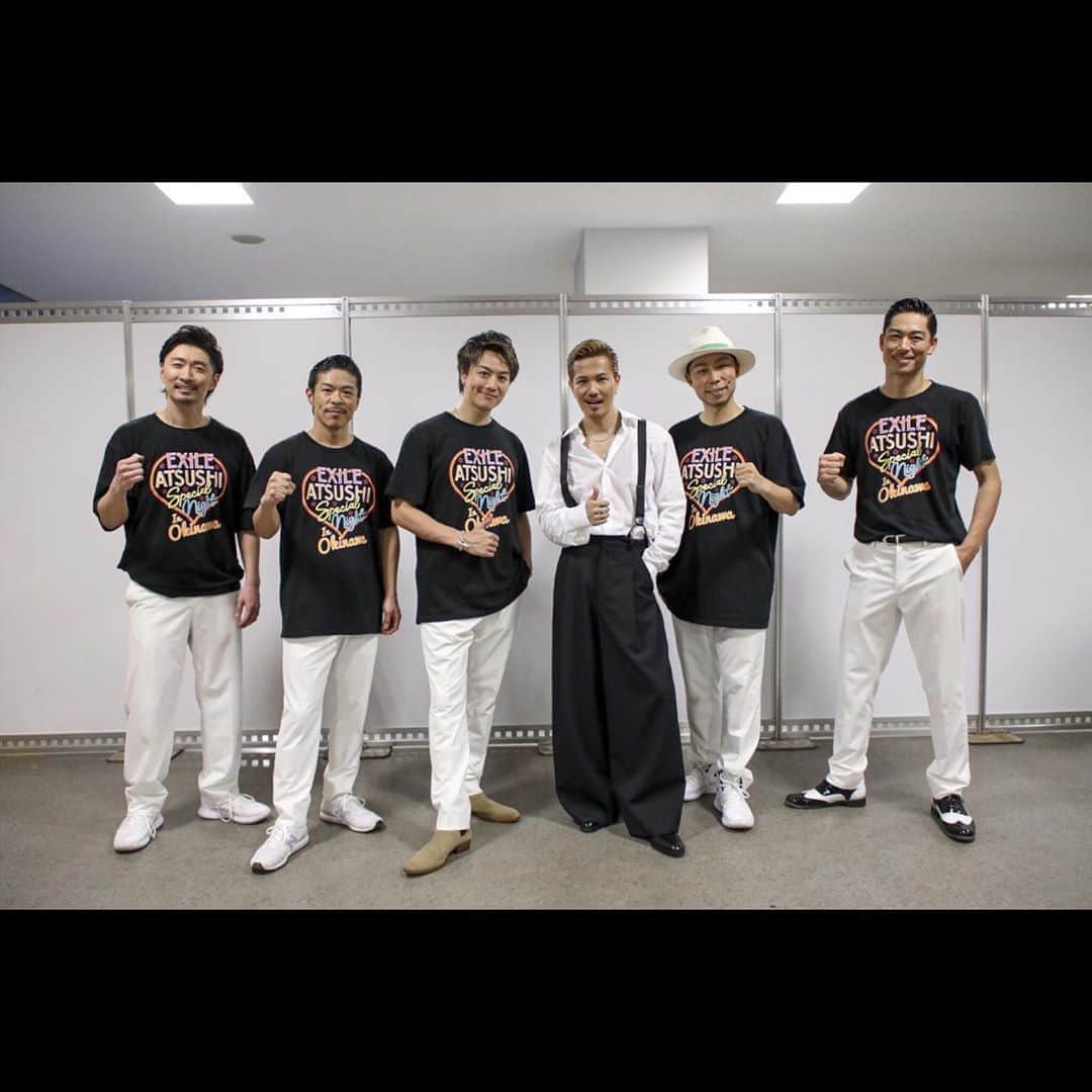 ATSUSHIのインスタグラム：「#atsushizm  最高の夜。伝説の夜。 まだ語れるほど興奮が収まってない…。 ただただ、沖縄のみなさん、 全国から来てくださったみなさん、 本当にありがとうございました。  An amazing night, a legendary one . A night never to be forgotten . The excitement hasn’t stopped .... To all the people in Okinawa, and to all of you that came out from all around the nation,  Thank you so so much !!!」