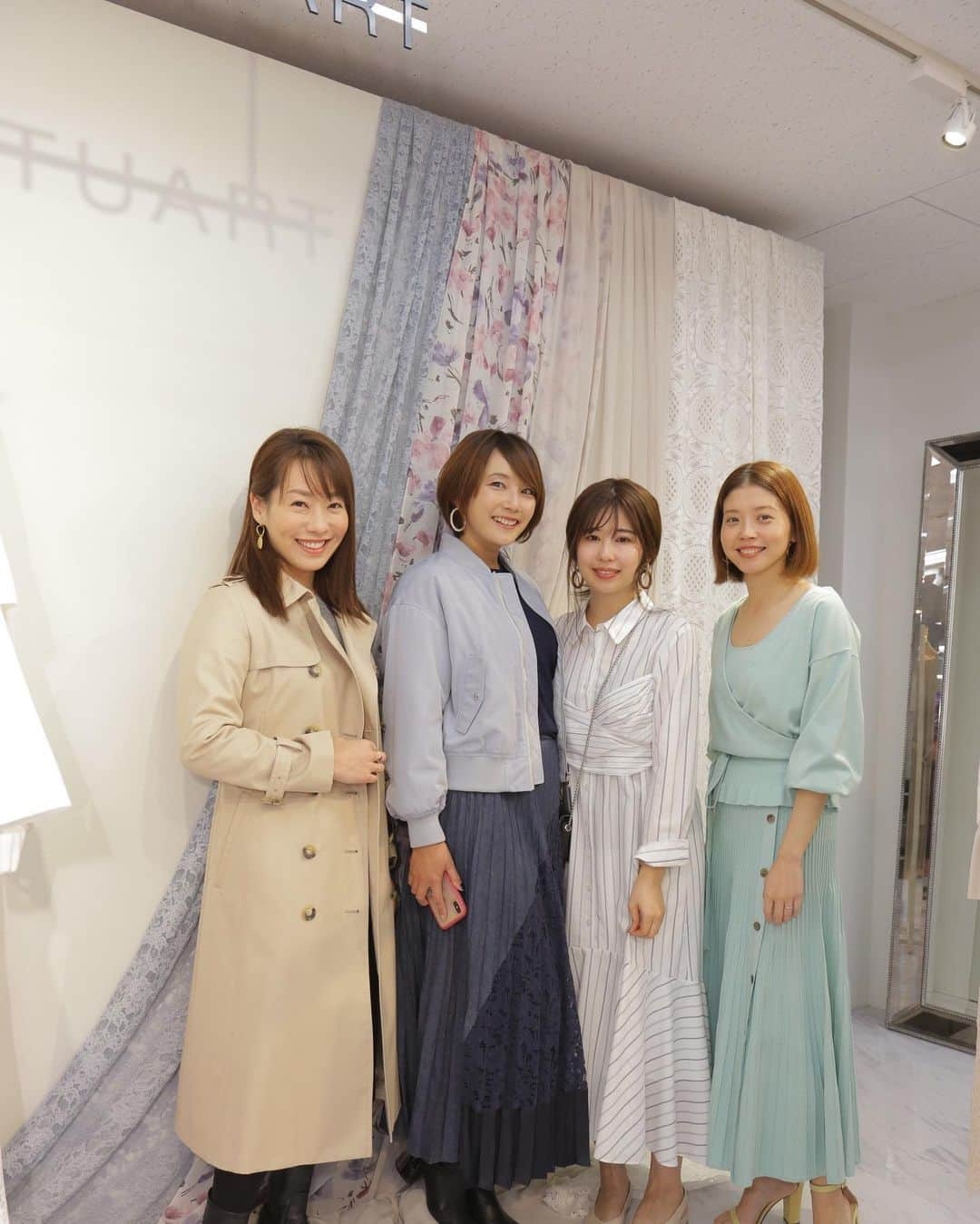 細田阿也さんのインスタグラム写真 - (細田阿也Instagram)「@jillstuart.jp  #jillstuart  #spring #summer #exhibition ♡  春が恋しゅうございます！  #同級生　#アナウンサー  #實石あづさ　ちゃんと☺︎」11月24日 20時38分 - hosodaaya