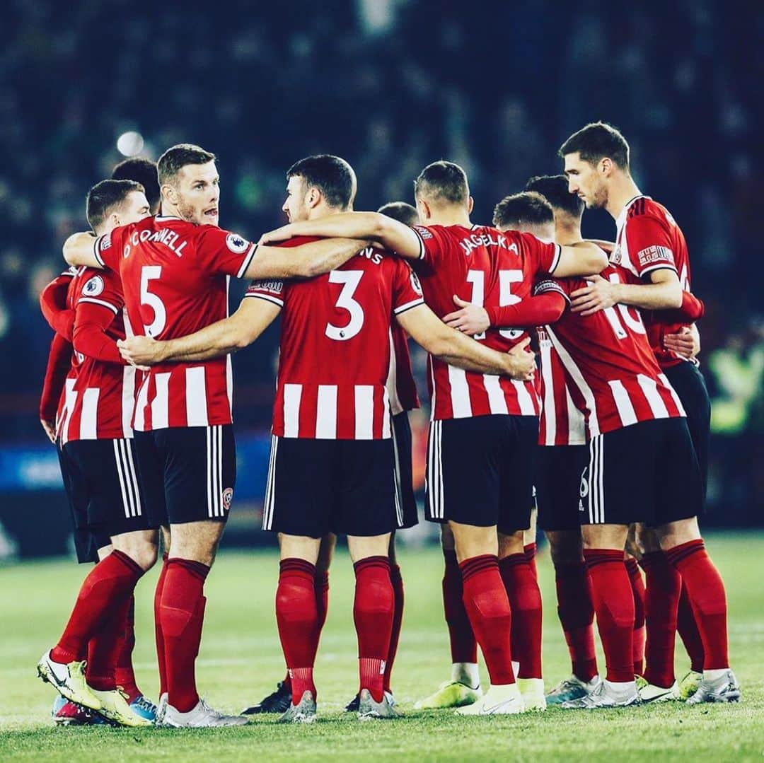 フィル・ジャギエルカさんのインスタグラム写真 - (フィル・ジャギエルカInstagram)「Loved making my 2nd full League debut for @sheffieldunited ⚔️🔴⚪️⚫️ what a game amazing performance for most of the game and showed exactly what we are about when we went 2-3 down!! Well done boys ⚽️⚽️⚽️👊🏽」11月25日 6時28分 - pjags06