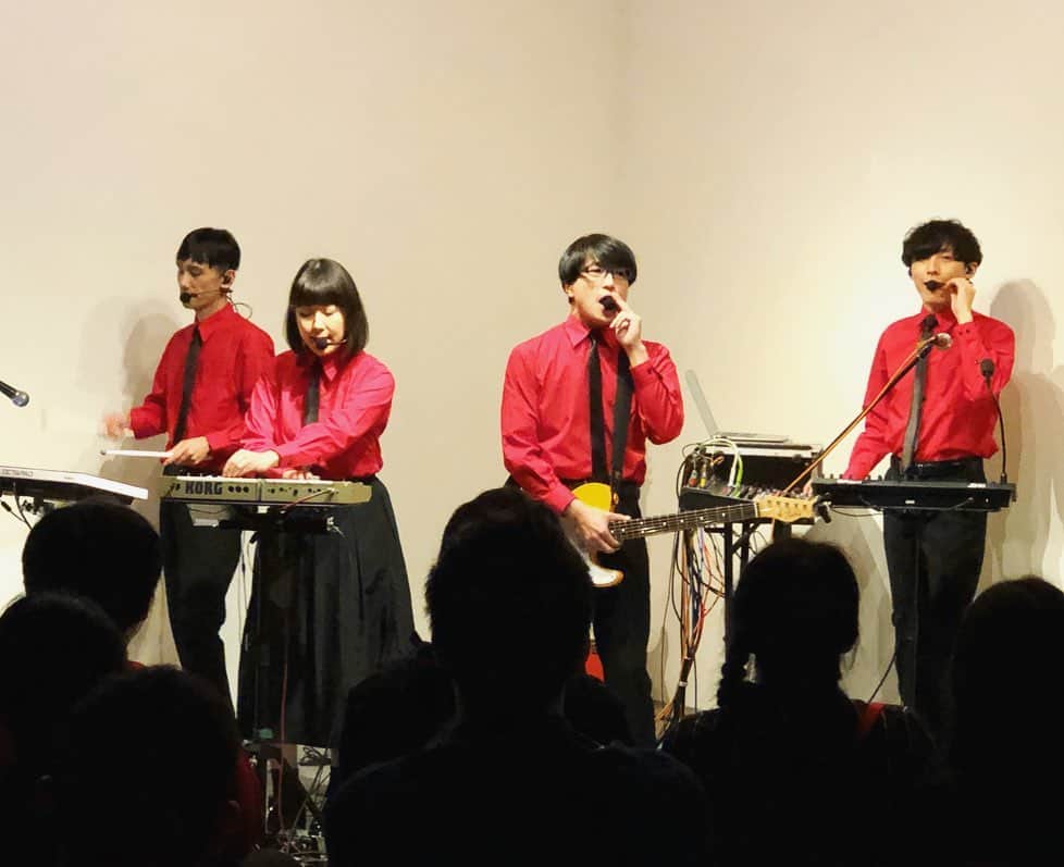 POLYSICSのグルメインスタ