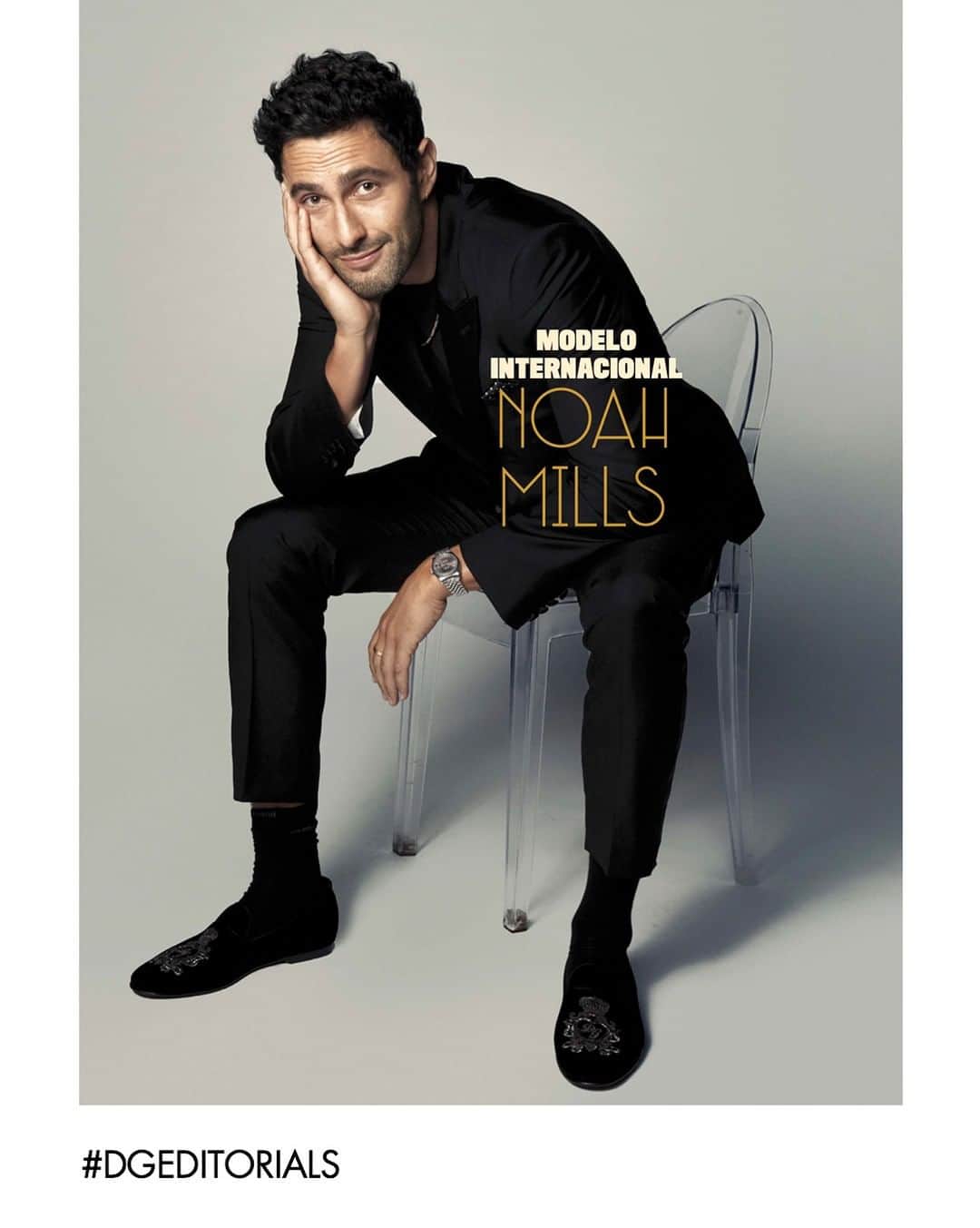 ドルチェ&ガッバーナさんのインスタグラム写真 - (ドルチェ&ガッバーナInstagram)「Noah Mills wears Dolce&Gabbana in this look featured for @gqmexico.  Pictured by @checako  For more #DGMen editorials follow @dolcegabbana_man. #DGCelebs #DGFamily #DGEditorials」11月24日 23時01分 - dolcegabbana
