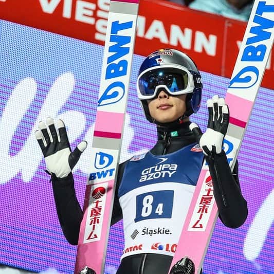 小林陵侑のインスタグラム：「Good season start😆 4位でいいスタートDziękuję 🇵🇱 #土屋ホーム #redbull  #ryoyukobayashi #bwt #スキージャンプ　#小林陵侑　#ポーランド」