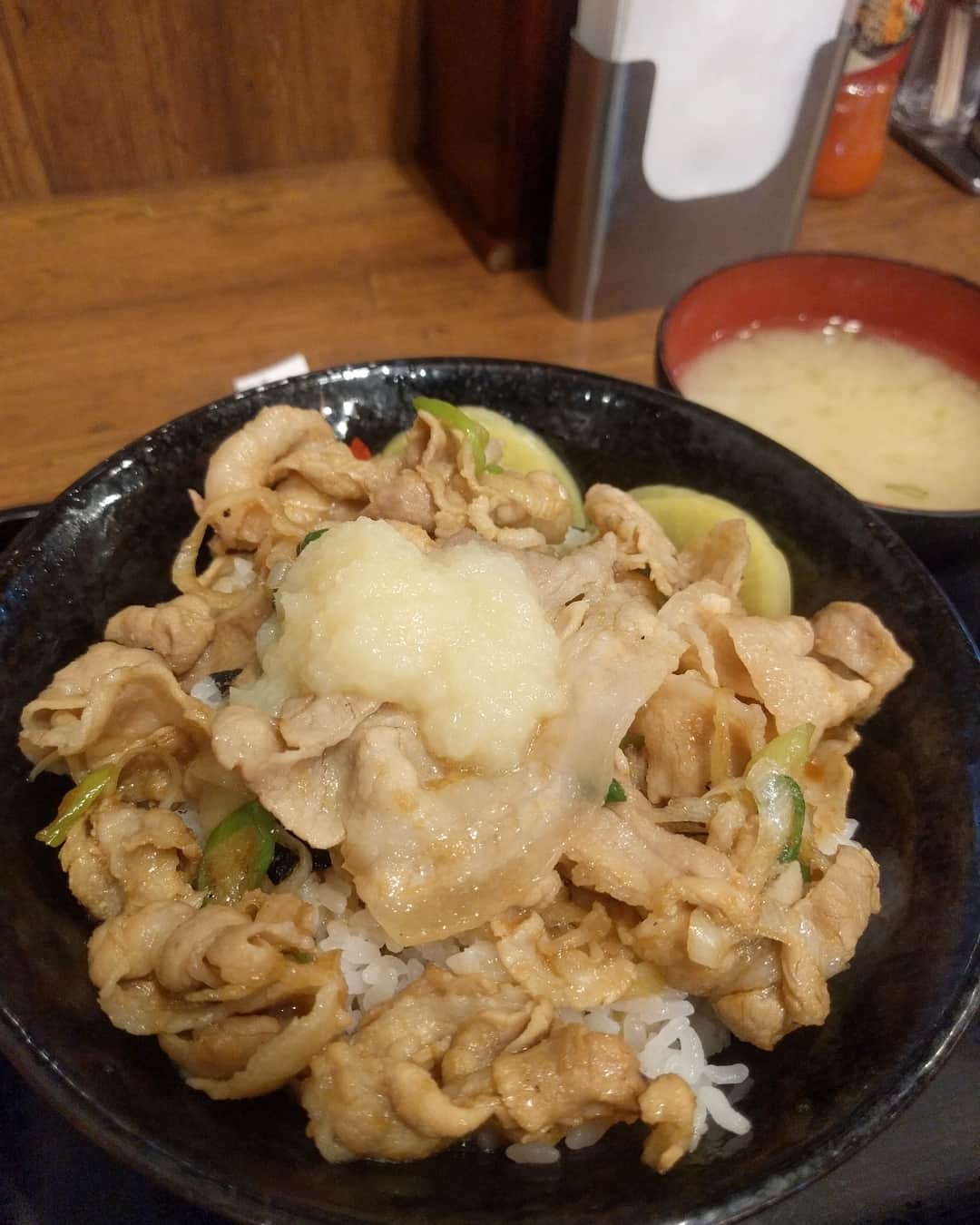 越中睦士のインスタグラム
