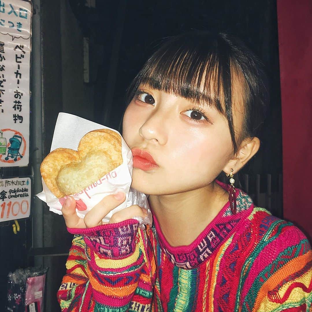 東ノエルのインスタグラム：「食べて食べて食べた(＾ν＾)」