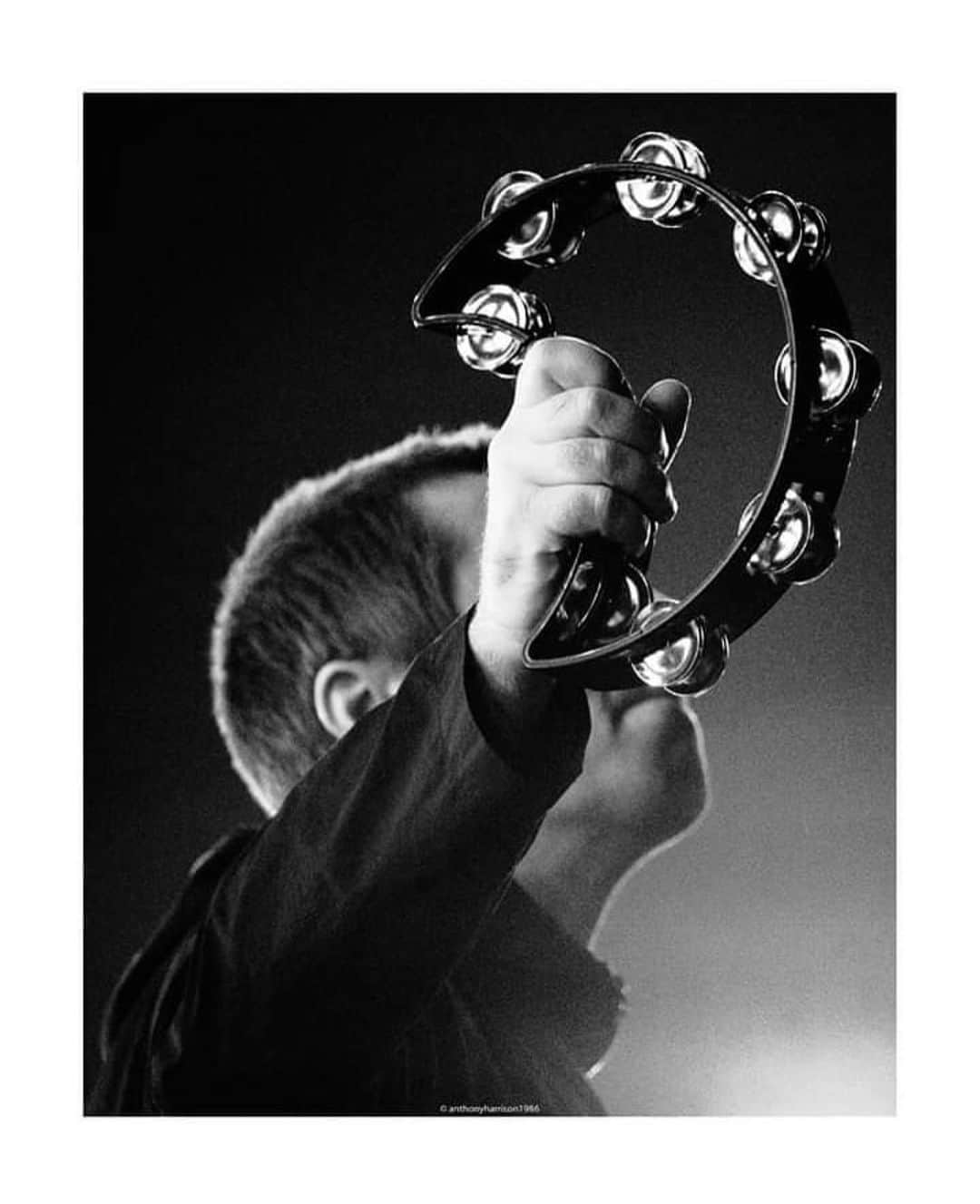 リアム・ギャラガーさんのインスタグラム写真 - (リアム・ギャラガーInstagram)「Manchester Arena 📸 @anthonyharrison1986  #WhyMeWhyNot」11月24日 23時17分 - liamgallagher