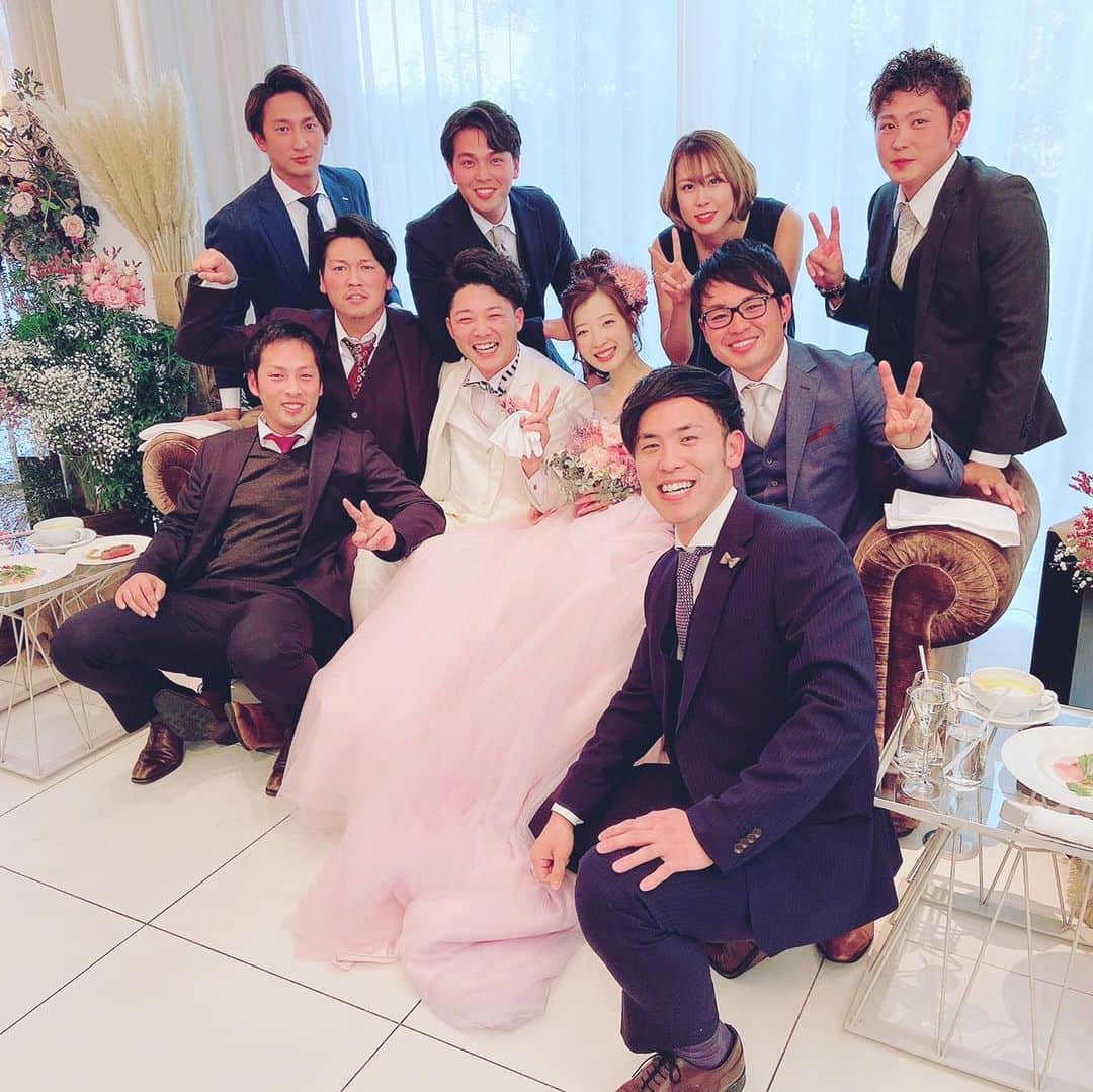 青山大紀さんのインスタグラム写真 - (青山大紀Instagram)「とてもいい結婚式でした💒 しゅんじ、ももさん末永くお幸せに‼️」11月24日 23時53分 - 27xaoz65