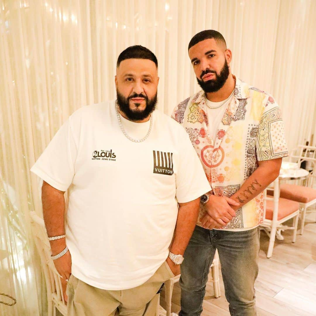 DJキャレドさんのインスタグラム写真 - (DJキャレドInstagram)「GODS PLAN」11月25日 0時03分 - djkhaled