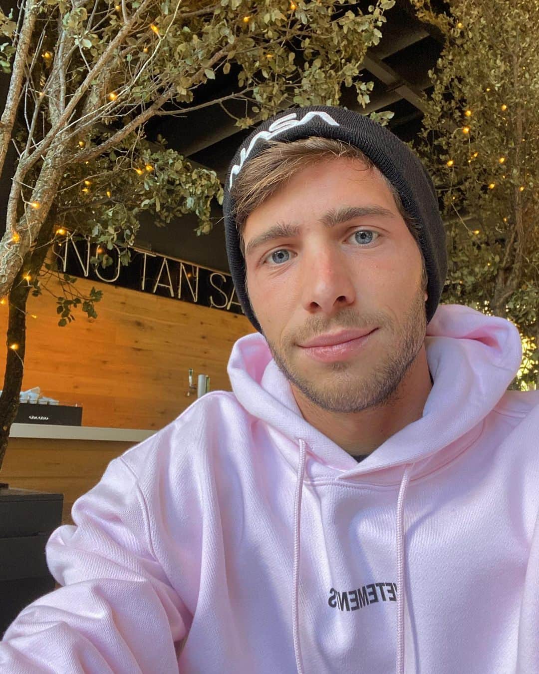 セルジ・ロベルトのインスタグラム：「Sundays」