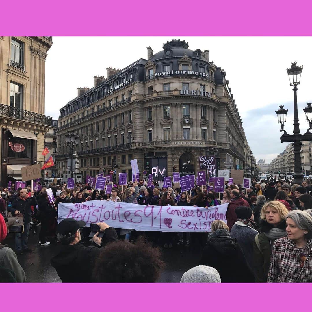 アンジェリーク・アバチキナさんのインスタグラム写真 - (アンジェリーク・アバチキナInstagram)「Violence and disrespect against women is unacceptable. Fear should switch sides. 💪🏼 So proud that I could participate at the International Day Elimination for the Violation Against Women. Over 49000 marched in Paris..... it was unforgettable. Thanks @nikunj_utdfanatic for joining on the good cause 🙏🏼🔥 #JeMarcheavecNoustoutes #noustoutes #paris #noncestnon #rememberwhereyoucamefrom #stopviolence #stopfeminicides #jemarchele23」11月25日 1時03分 - icesmurfette