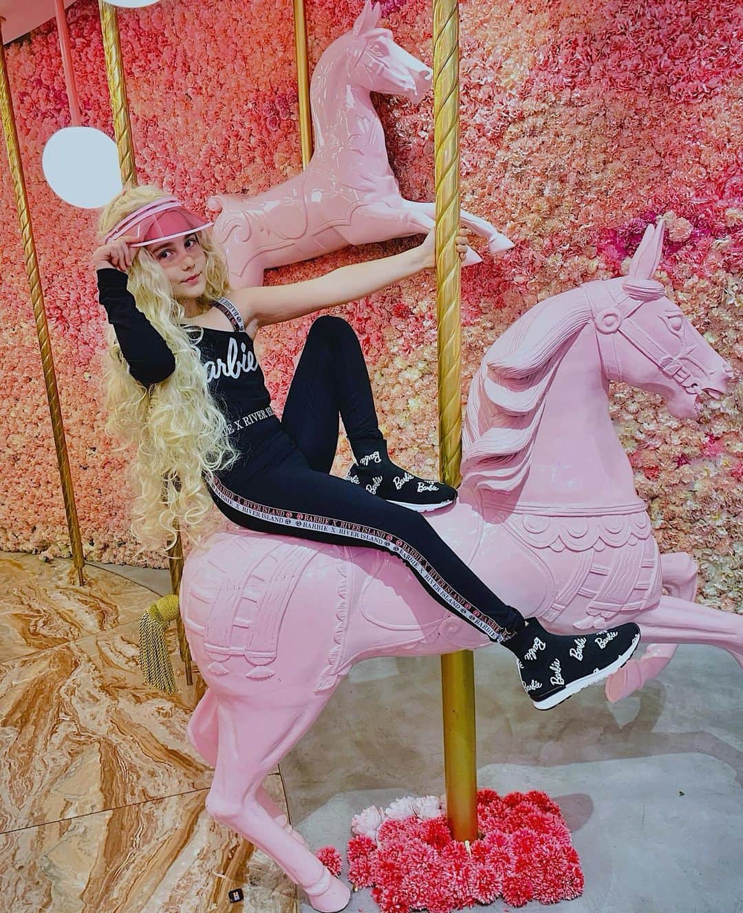 Laertaさんのインスタグラム写真 - (LaertaInstagram)「Barbie Girl 💞 @riverisland 💞」11月25日 1時07分 - fashion_laerta