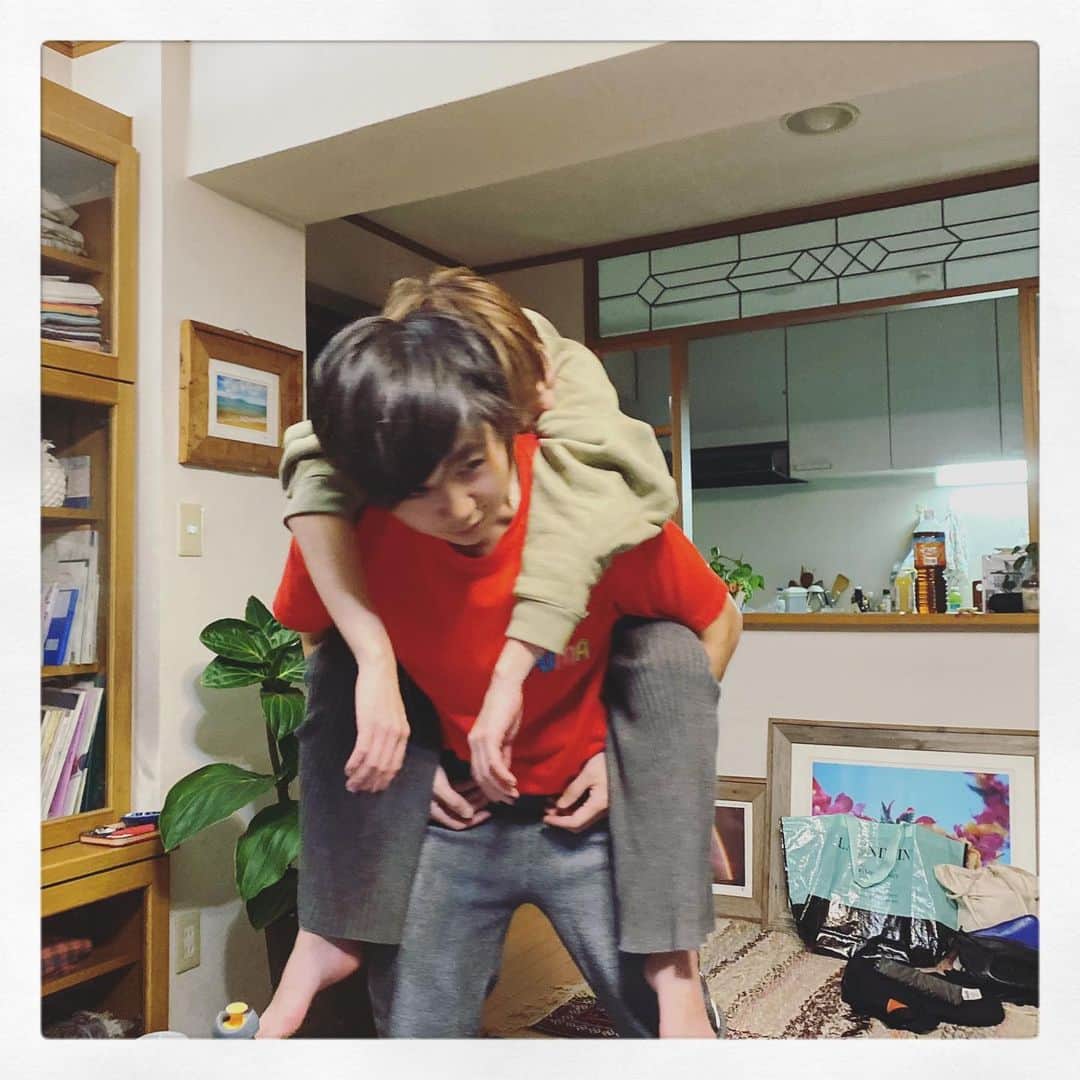 伊藤千晃さんのインスタグラム写真 - (伊藤千晃Instagram)「大好きな人達と過ごす時間は、 かけがえのない宝物。」11月25日 1時22分 - kikichiaki