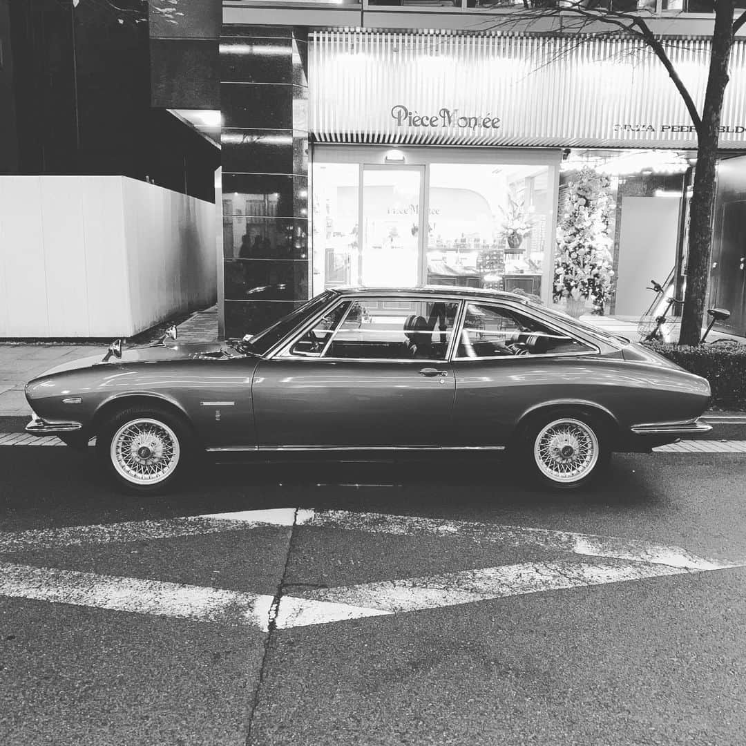 のインスタグラム：「#isuzu #117coupe」