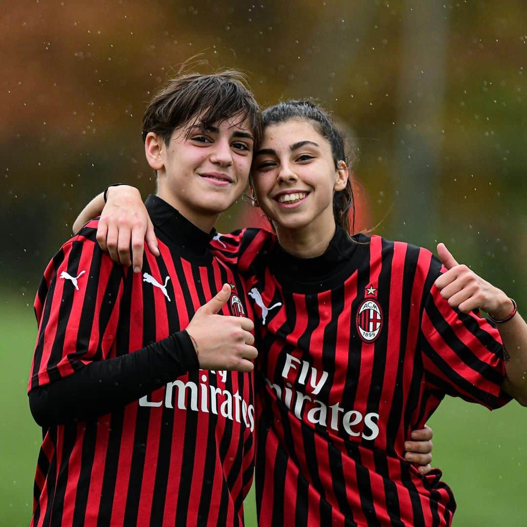 ACミランさんのインスタグラム写真 - (ACミランInstagram)「What better way to spend a Sunday? ✨ #SempreMilan #MilanYouth」11月25日 3時07分 - acmilan