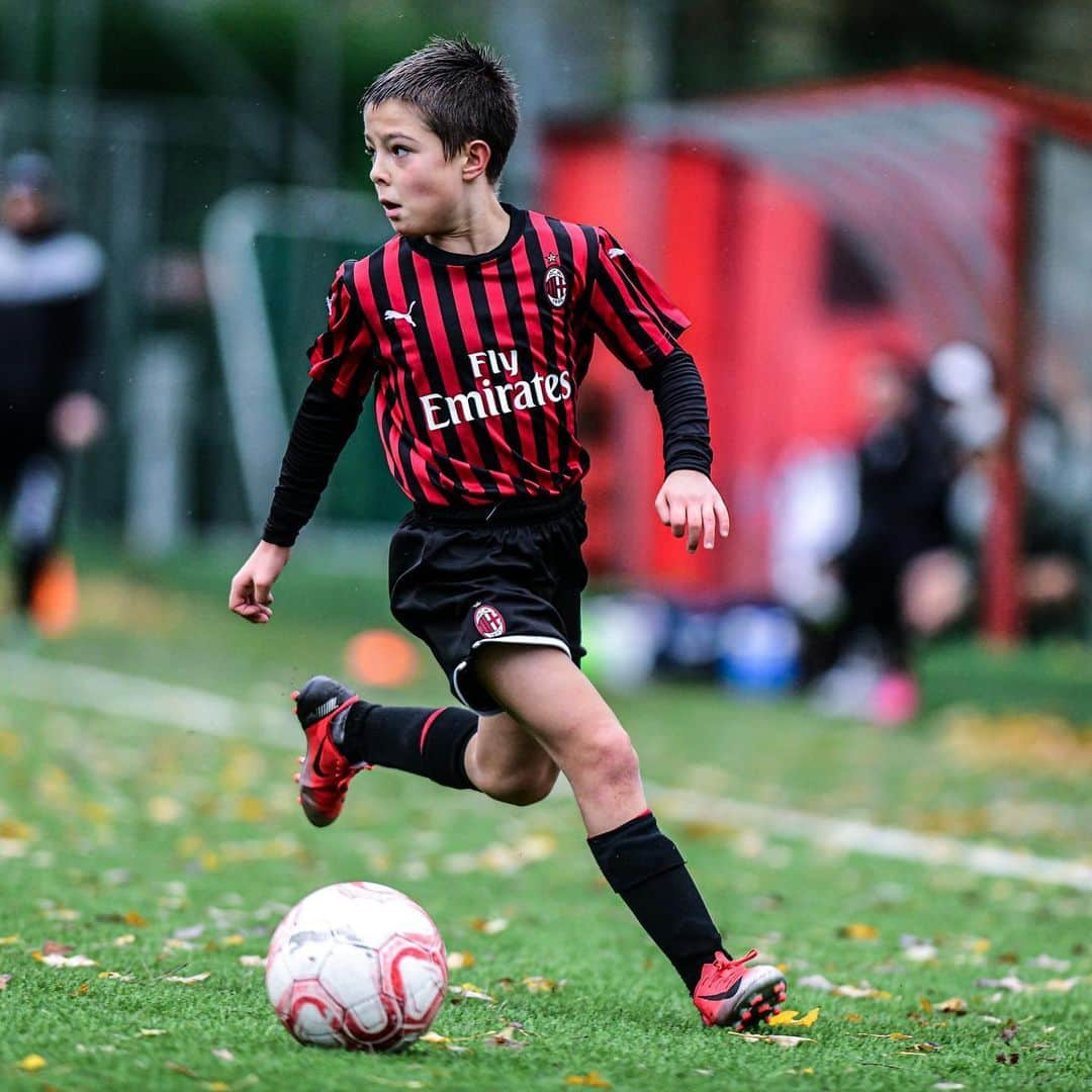 ACミランさんのインスタグラム写真 - (ACミランInstagram)「What better way to spend a Sunday? ✨ #SempreMilan #MilanYouth」11月25日 3時07分 - acmilan