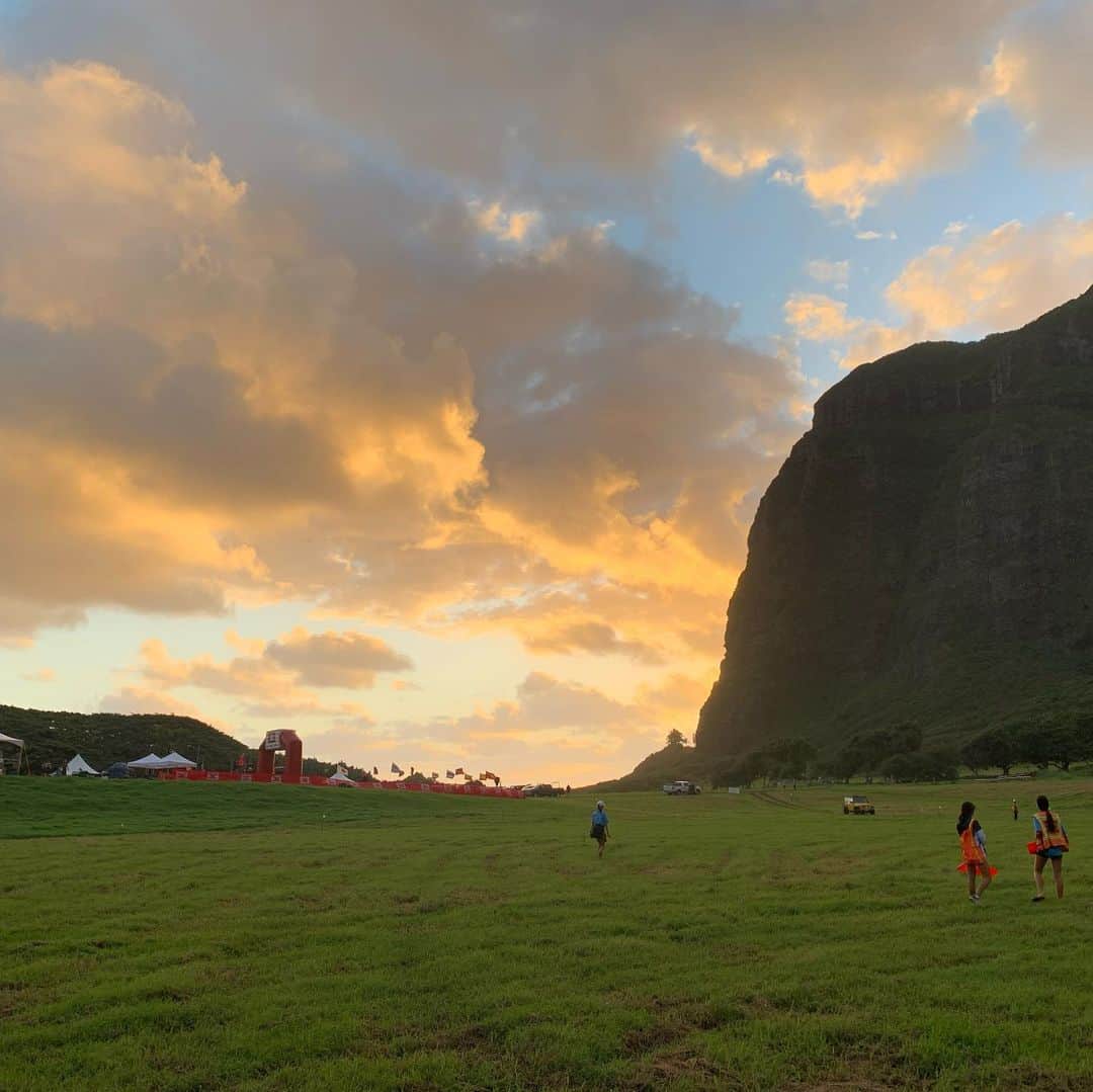 飯島寛子さんのインスタグラム写真 - (飯島寛子Instagram)「久しぶりのトレイルラン！自然と一体に #xterraworldchampionship #ハワイを走ろう　#kualoaranch」11月25日 3時20分 - hirokoiijima