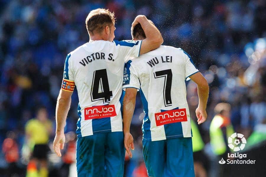 ビクトル・サンチェス・マタのインスタグラム：「Punto Insuficiente. —— Gracias por el gran ambiente que pudimos disfrutar hoy en el estadio #rcde」