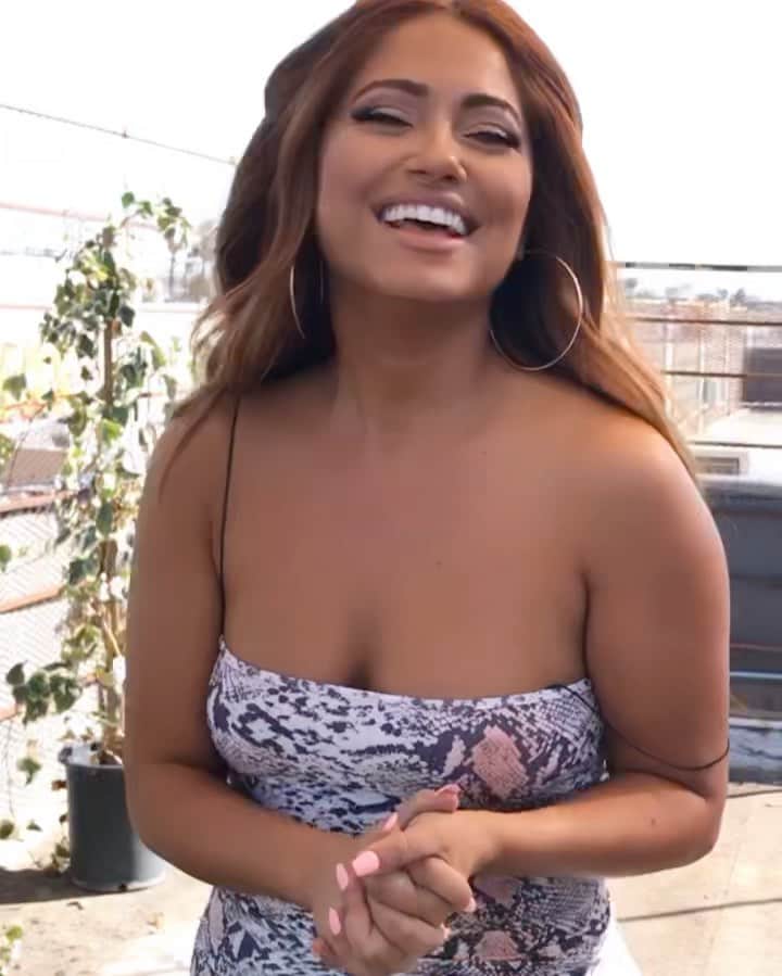 Steve Bitangaのインスタグラム：「@jessicaburciaga Tequila ?」