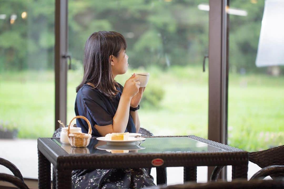 東北女子さんのインスタグラム写真 - (東北女子Instagram)「⠀⠀⠀⠀⠀⠀⠀⠀⠀⠀⠀⠀ 想去宮城樹冰可以住哪間飯店？ ⠀⠀⠀⠀⠀⠀⠀⠀⠀⠀⠀⠀ 前陣子介紹過的 Active Resorts 宮城蔵王 距離宮城樹冰開車僅10分鐘， 不過雪季開車一定要小心， 多留點時間不是壞事🙌 ⠀⠀⠀⠀⠀⠀⠀⠀⠀⠀⠀⠀⠀⠀⠀⠀ 大自然圍繞著飯店 1樓的咖啡廳可以邊享受景緻邊休息☕️ ⠀⠀⠀⠀⠀⠀⠀⠀⠀ #アクティブリゾーツ宮城蔵王 📍交通： ①從仙台機場搭 #みやぎ蔵王三源郷airportliner 直達 ②住宿者可利用仙台站免費接駁車 @activeresortsmiyagizao ⠀⠀⠀⠀⠀⠀⠀⠀⠀⠀⠀⠀ ⠀⠀⠀⠀⠀⠀⠀⠀⠀⠀⠀⠀ #東北女子travel #日本住宿 #日本飯店 #日本旅館 #藏王 #蔵王 #宮城蔵王 #宮城 #ActiveResorts宮城蔵王 #日本旅遊 #miyagi #宮城飯店 #宮城住宿 #宮城のんびり #東北旅行 #遠刈田温泉 #放鬆之旅 #行くぜ東北 #東北 #miyagihotel #東北旅 #japanhotel」11月25日 16時00分 - tohoku_girl_official