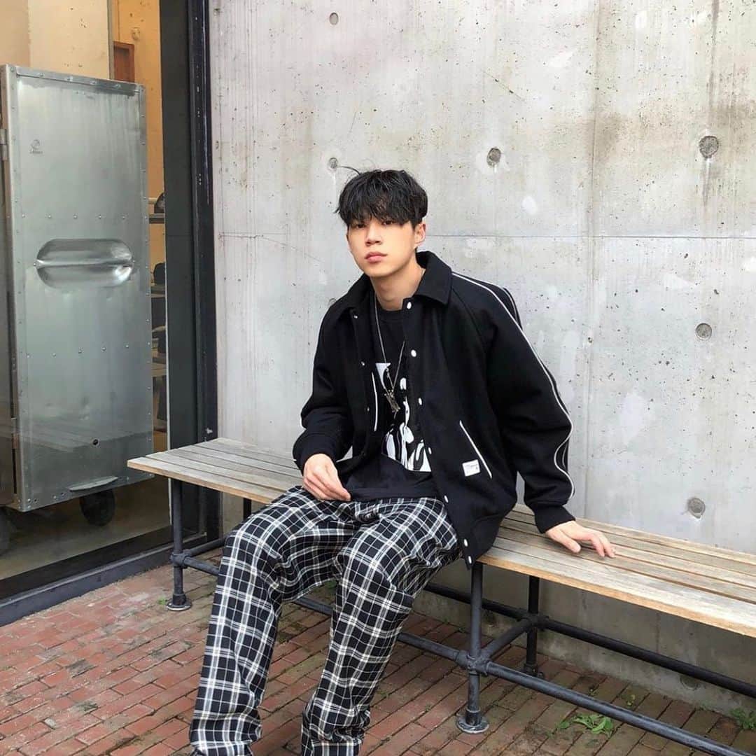 ベドウィンのインスタグラム：「Our newest AW19 collection styled by @beis_official  #bedwinsnap  #bedwin #bedwinandtheheartbreakers」