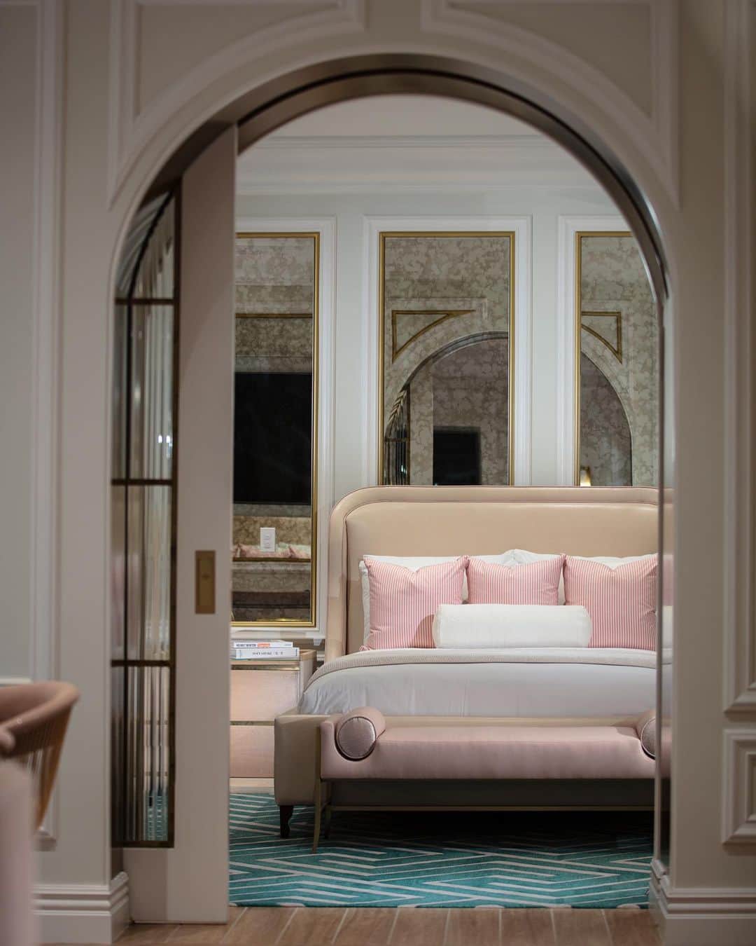 Palms Casino Resortのインスタグラム：「Sundays are for sleeping.」