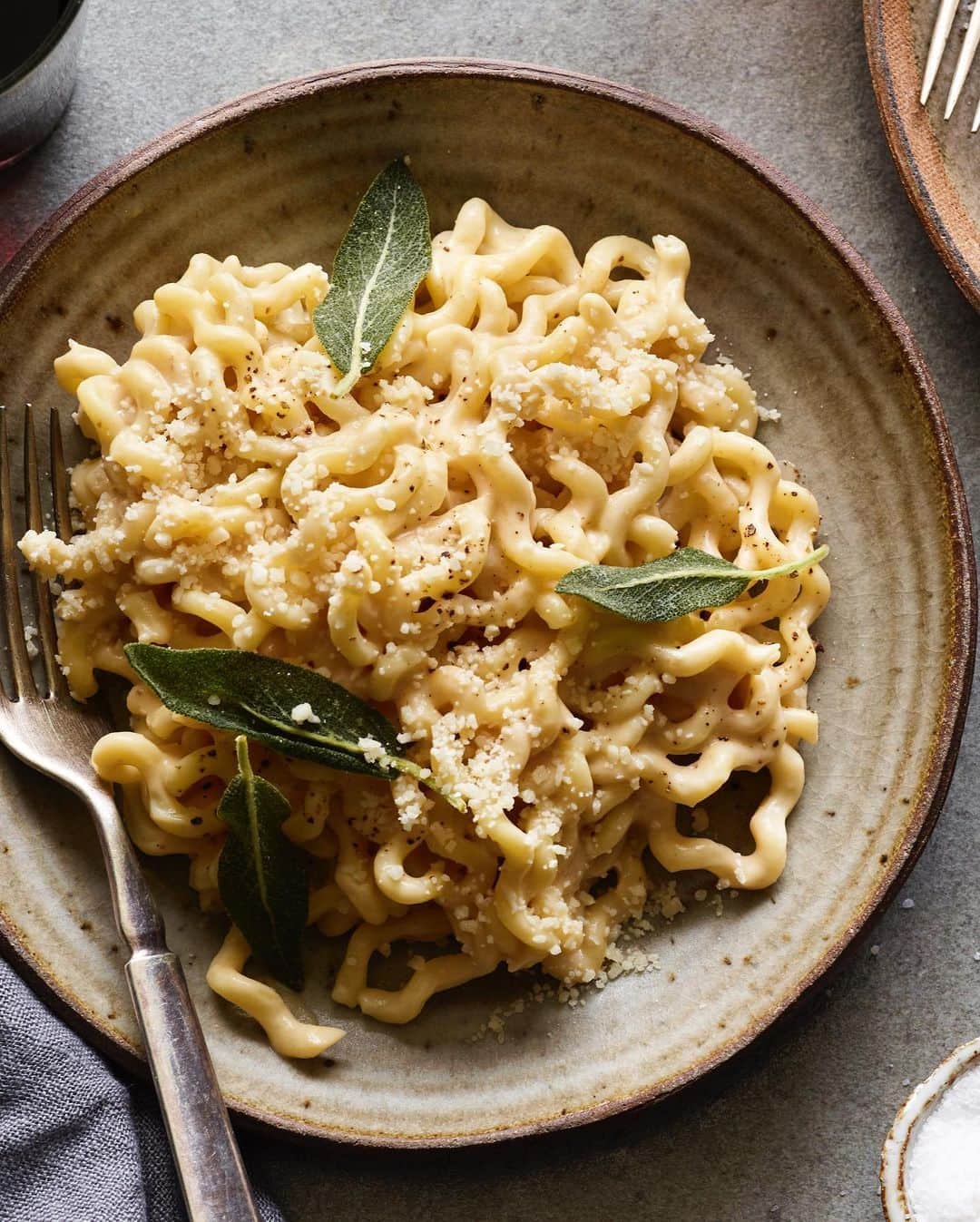 Gaby Dalkinさんのインスタグラム写真 - (Gaby DalkinInstagram)「This weeks meal plan is up and it includes this cauliflower alfredo, the entire thanksgiving menu and prep schedule, 4 other easy meals to get you through the holiday week and so much more! Grab the link in my profile for all the details.」11月25日 10時55分 - whatsgabycookin