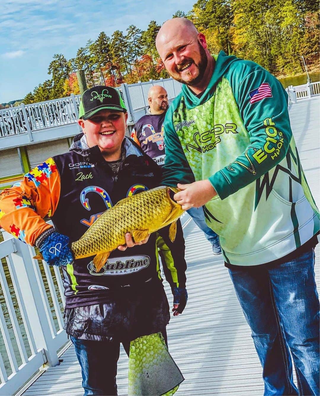 Filthy Anglers™さんのインスタグラム写真 - (Filthy Anglers™Instagram)「Our buddy Zach @Z_w_fishing from North Carolina is a 14yr old angler who loves rippin’ some lips. If there’s a rod in his hand you will probably find our new Filthy gloves typically holding it! Zach is a big supporter of autism, he himself is autistic and wants to share awareness amongst the fishing community, pretty special young angler . Make sure you go on over to his page and check out all the great things he is doing and show your support! Congrats @z_w_fishing you are Certified Filthy www.filthyanglers.com #fishing #catchandrelease #bassfishing #largemouthbass #getoutside #anglerapproved #outdoors #teamfilthy #lakelife #salmon #trout #filthyanglers #kayak #nature #largemouth #smallmouth #trout #pond #lake #river」11月25日 11時12分 - filthyanglers