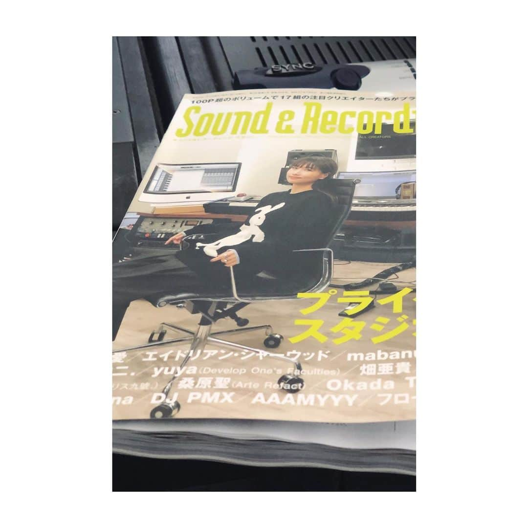 DJ PMXさんのインスタグラム写真 - (DJ PMXInstagram)「中学時代からバイブルとして毎月読んでいた雑誌「サウンド＆レコーディング マガジン」さんに DBL STUDIOの取材をして頂きました。 今回で2度目。 上京するか悩んでた高校生の自分に教えてあげたい  #サンレコ　#dblmusic  #dblstudio #privatestudio #2度目の取材　 #乗っかりビジネスお断り」11月25日 11時12分 - djpmx_locohama