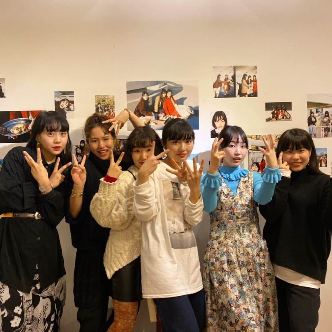 真山朔のインスタグラム：「#2324market  2日間、本当に楽しかったです！！ 私もいっぱい服を買ってしまいました…！ 来てくださった方、ありがとうございました♡ ついでに撮ってくれた写真も一緒に載せちゃう！」