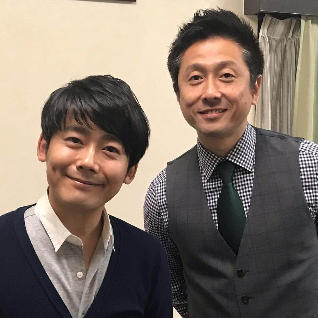 よしもと祇園花月さんのインスタグラム写真 - (よしもと祇園花月Instagram)「昨日はロザンの日本向上委員会ご来場誠にありがとうございました🙏🙏🙋‍♂️🙋‍♂️👍👍次回は1/19(日)開催ご来場お待ちしてます🐢💕#ロザン #よしもと祇園花月 #よしもと #祇園 #京都 #kyoto #gion」11月25日 12時28分 - gionkagetsu