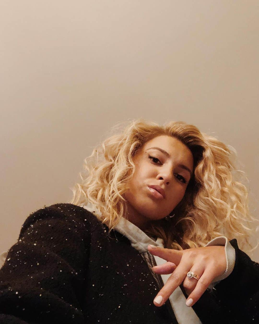 トーライ・ケリーさんのインスタグラム写真 - (トーライ・ケリーInstagram)「mood」11月25日 12時50分 - torikelly