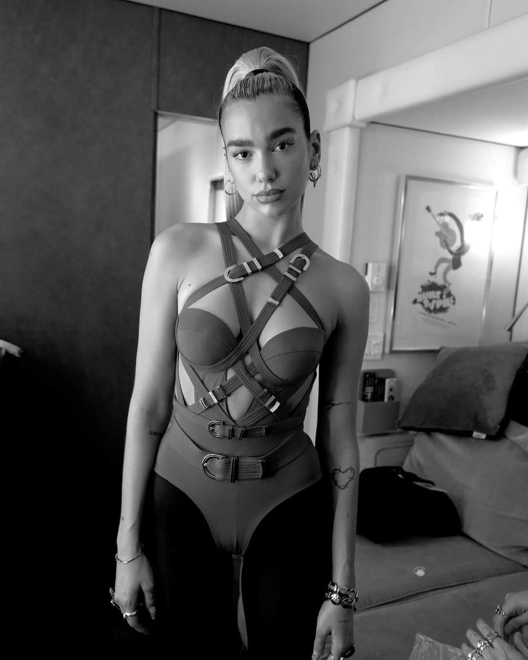 デュア・リパさんのインスタグラム写真 - (デュア・リパInstagram)「pre-stage @amas by @pixielevinson」11月25日 14時06分 - dualipa