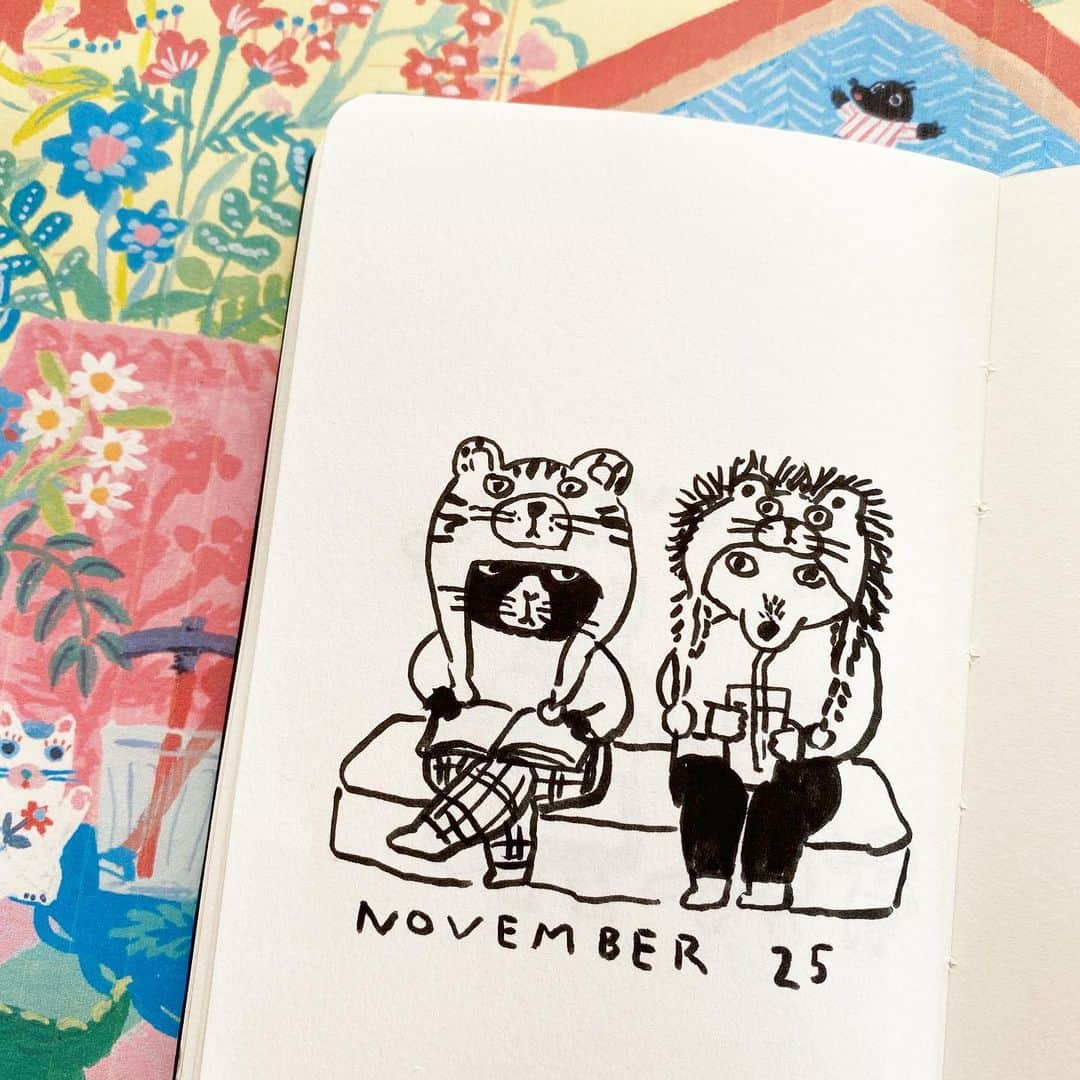 のインスタグラム：「トラとライオン  #yumikitagishicalendar_november」