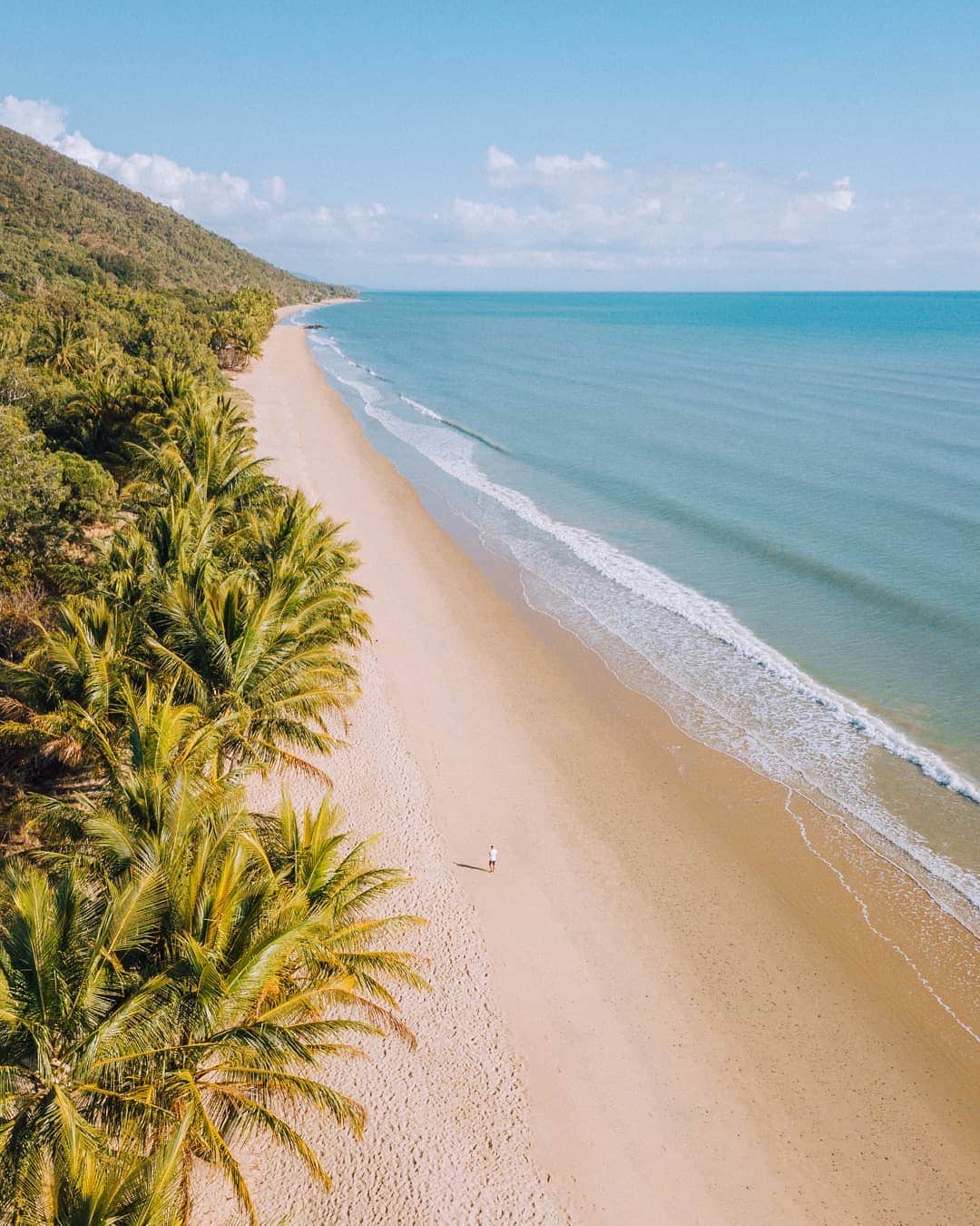 SNAPCHAT@JASONVANMIERTのインスタグラム：「I purchased my first drone back in 2016, since then I've owned 4 drones. I wish I could say it was because I upgraded but it's because i've crashed them all. 🌞」