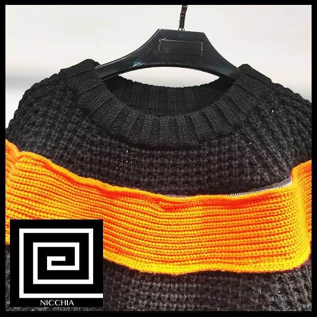 NICCHIAさんのインスタグラム写真 - (NICCHIAInstagram)「肩と手首の部分がジッパーになったニット🧶 . インナーやシャツ見せが可能なのでバリエーションも自由自在✨ . ご購入前には必ず在庫のご確認をお願いいたします🙂🙏 . ご不明点がございましたらいつでもお問い合わせ下さい✨ . #秋服 #AW #オータム #冬服 #オータムファッション #秋コーデ #パンテージ #ドレス #ワンピ #ワンピース #結婚式ドレス #NICCHIA #ニッキア #ファッション #ootd #海外ファッション #海外セレブ #パーティー #おしゃれ #コーデ  #パーティー #スナップ  #ootn #海外旅行 #タイトワンピ  #モノトーンコーデ #結婚式  #ホワイトニット #パーティードレス #ニット」11月25日 17時22分 - importshop_nicchia