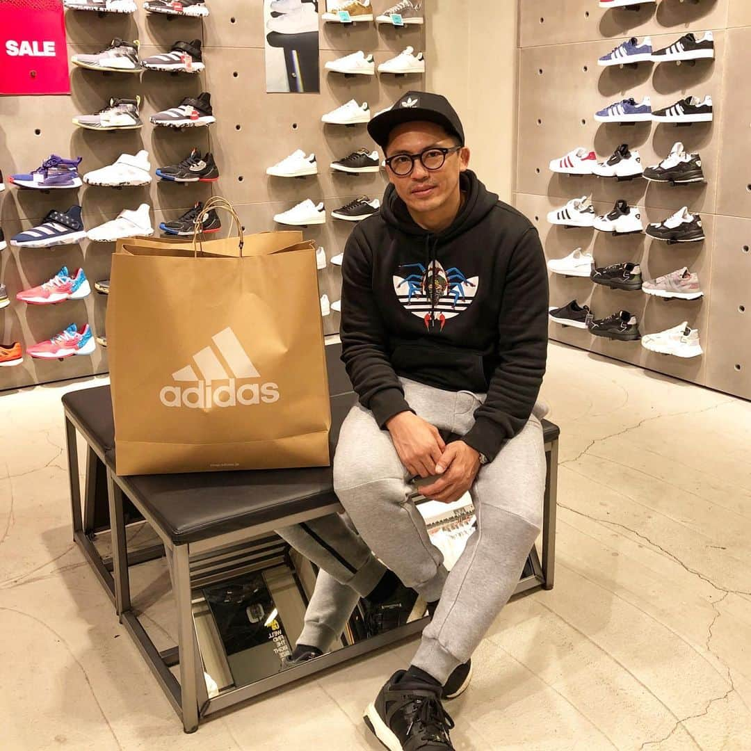 野村忠宏さんのインスタグラム写真 - (野村忠宏Instagram)「Thank you #adidas 😊👍 #adidasjapan #advisor #creativity #Judo #Nomura」11月25日 18時36分 - nomura60kg