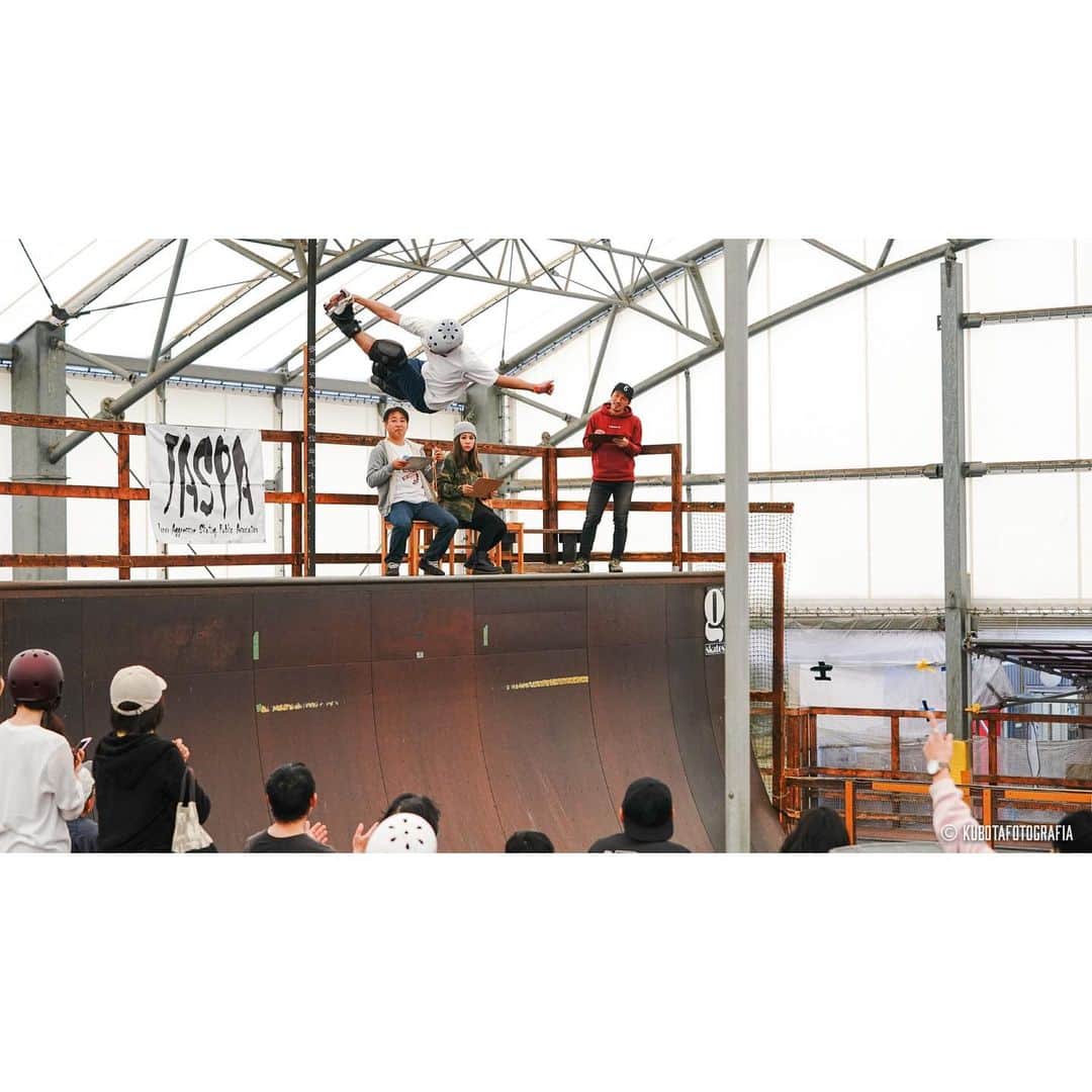 安床武士さんのインスタグラム写真 - (安床武士Instagram)「SAMURAI SKILLS⚡️ 📷 @kubotafoto . @goodskates_inc  #rollerblading #vert #inline skate #インラインスケート #ローラーブレード #ハーフパイプ#samurai #skills」11月25日 18時46分 - takeshiyasutoko