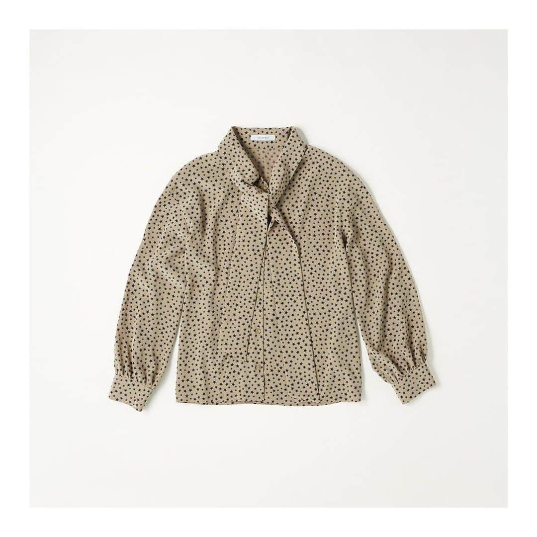 エリオポールさんのインスタグラム写真 - (エリオポールInstagram)「. Étoile 11.22.fri - 12.31.tue . BLOUSE [HÉLIOPÔLE] 19,000yen+tax SKIRT [HÉLIOPÔLE] 24,000yen+tax . . #HELIOPOLE30eme #HELIOPOLE #heliopole #エリオポール #2019aw #autumnwinter #selectshop #fashion #style」11月25日 19時14分 - heliopole_official