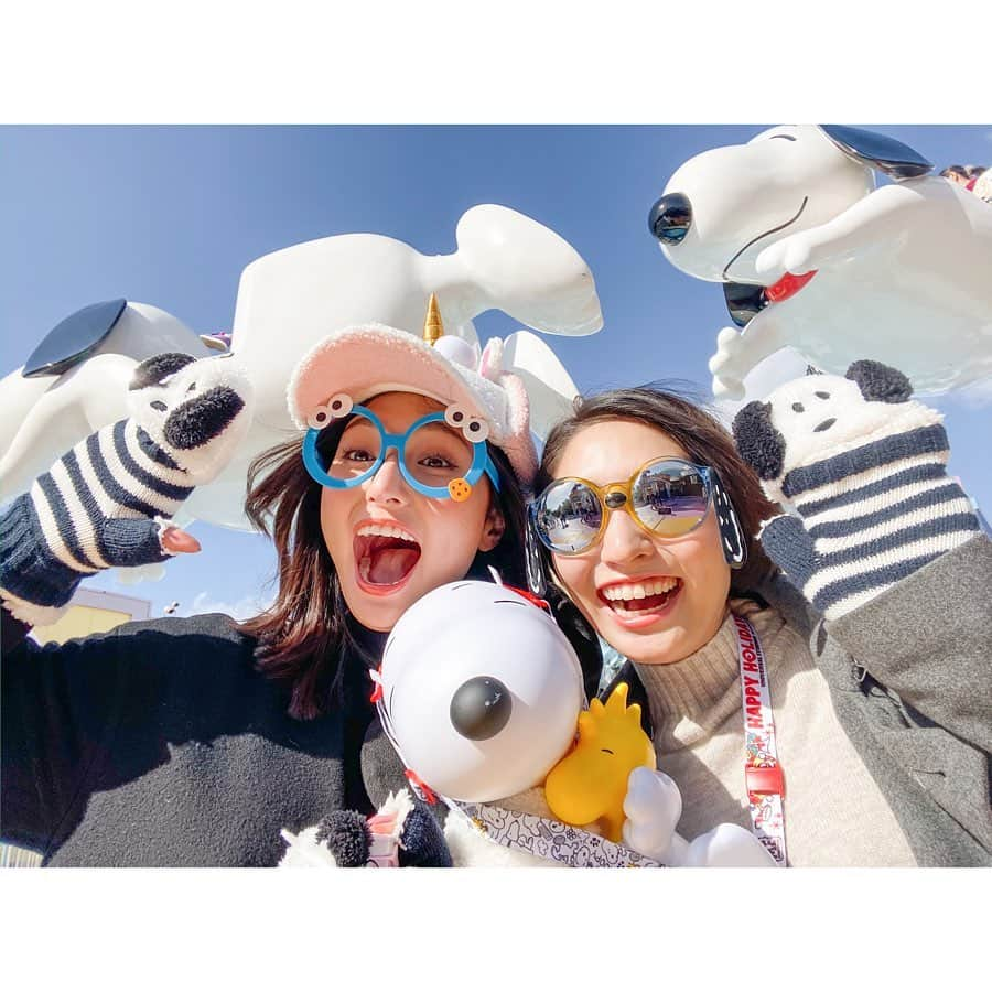 山賀琴子さんのインスタグラム写真 - (山賀琴子Instagram)「空飛ぶスヌーピーと😂🐶💕﻿ ﻿ ﻿ クッキーモンスターをはじめ、、﻿ いろんなキャラクターと会えて﻿ 沢山写真撮れて嬉しかったなぁ🥺✨﻿ ﻿ ﻿ キティちゃんが本当に可愛くて！﻿ お上品で愛らしくて、、﻿ カメラに向かって投げキスしてくれて﻿ メロメロになってしまいました😂🥰﻿ ﻿ ﻿ #USJ#ユニバ#大阪#PR﻿ ﻿」11月25日 20時00分 - kotokoyamaga