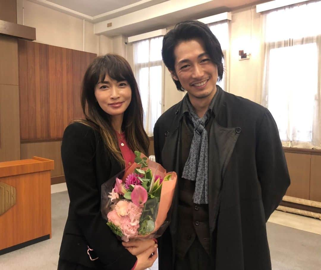 長谷川京子さんのインスタグラム写真 - (長谷川京子Instagram)「ドラマ、"シャーロック"の8話ゲストに 出演させて頂きました。 今晩9時から。 フジテレビです。 是非、観てくださいね☺️ #シャーロック#フジテレビ#ディーンフジオカ さん」11月25日 20時11分 - kyoko.hasegawa.722